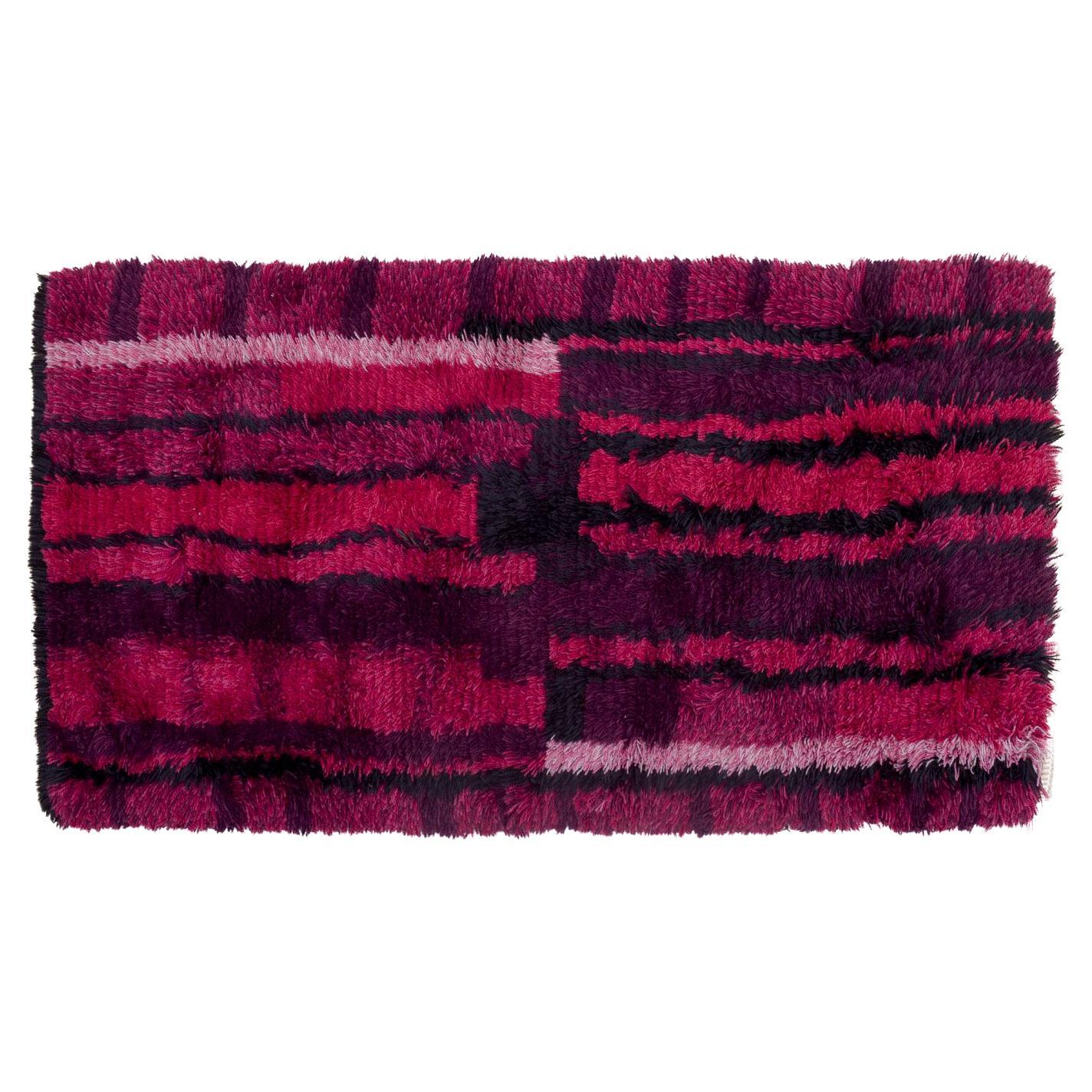Designer textile scandinave. Tapis en coton rya à motif abstrait, vers les années 1970 en vente