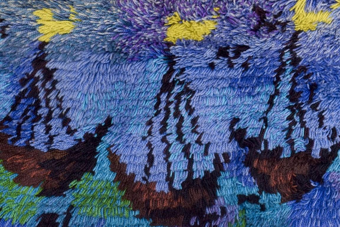 Les produits d'occasion sont exonérés de droits d'importation pour les clients américains. 
Par conséquent, aucun droit d'importation ne s'appliquera à votre achat.

Designer textile scandinave.
Tapisserie murale en coton rya.
Motif de bateaux en