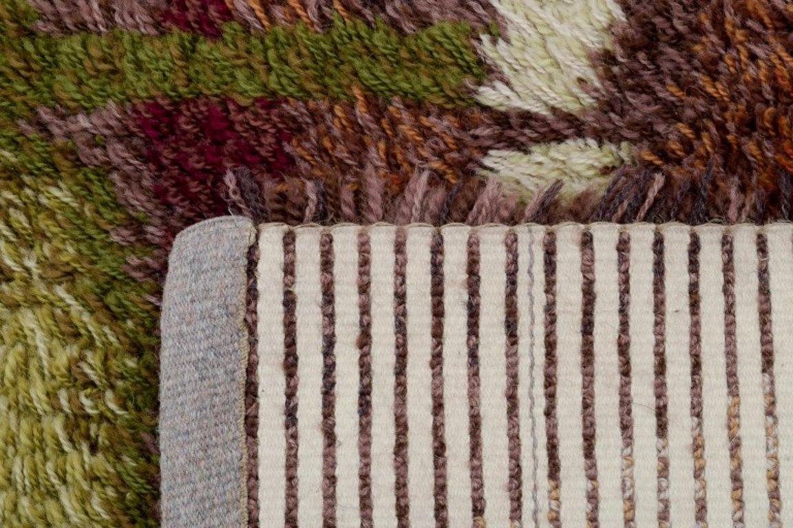 Designer tessile scandinavo. Tappeto Rya in puro cotone. Design policromo. in vendita 1