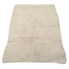 Vintage Scandinavian textile designer. Rya carpet in pure wool. Polar bear fur look.