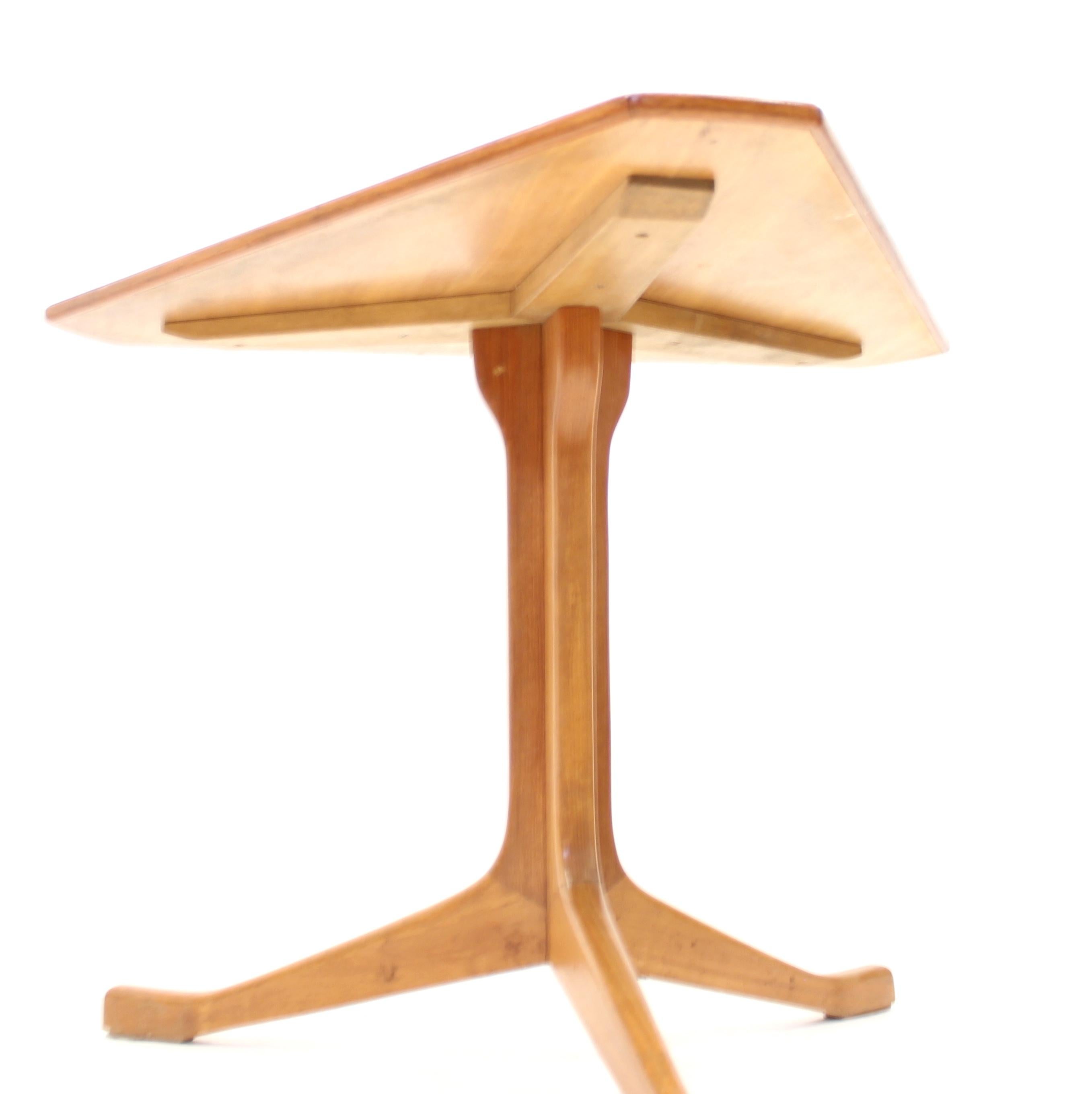 Oak Scandinavian Triangular Teak Coffee Table, 1950s For Sale