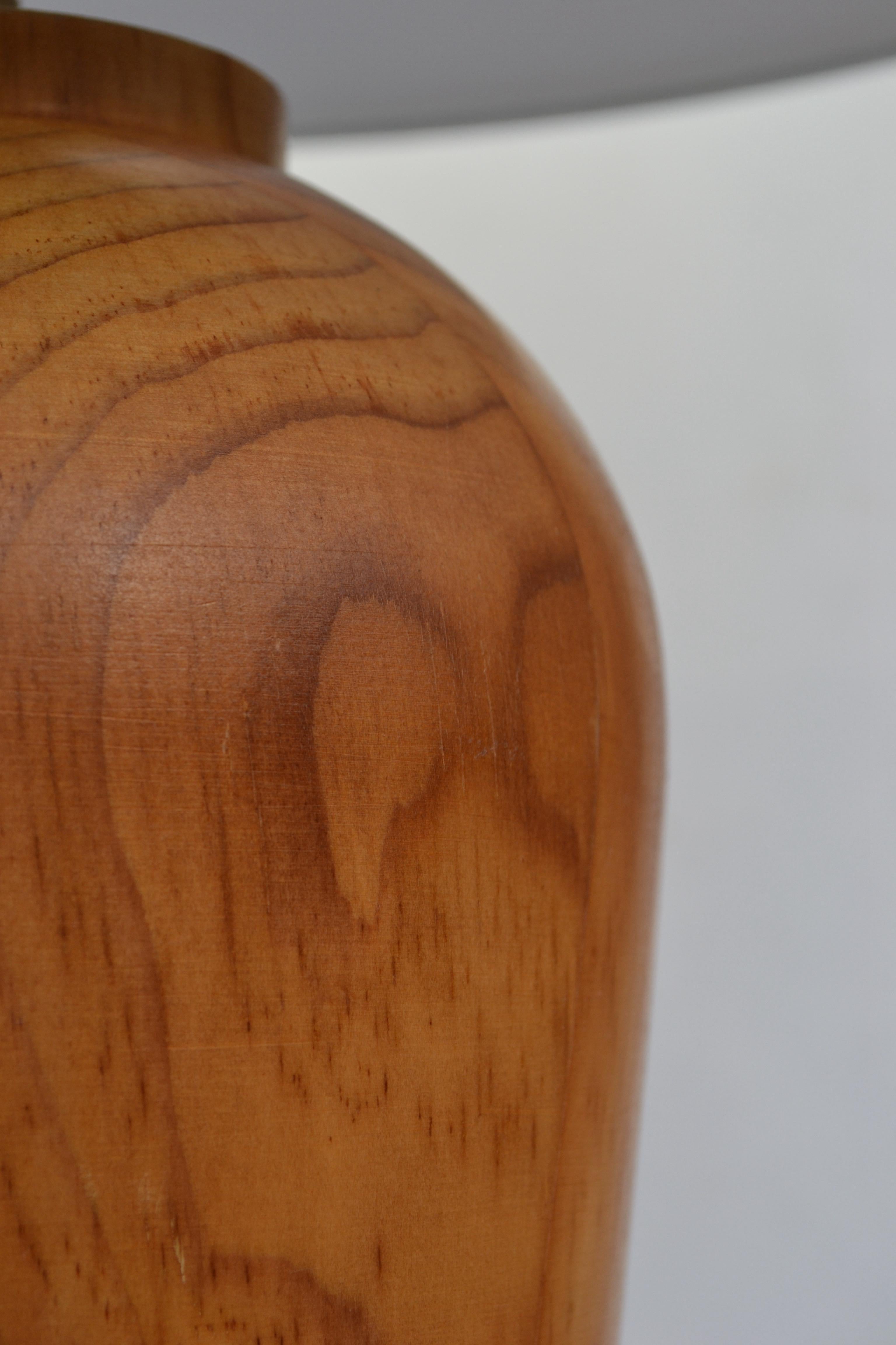 Late 20th Century Scandinavian Turned Pine Table Lamp, 1970s For Sale