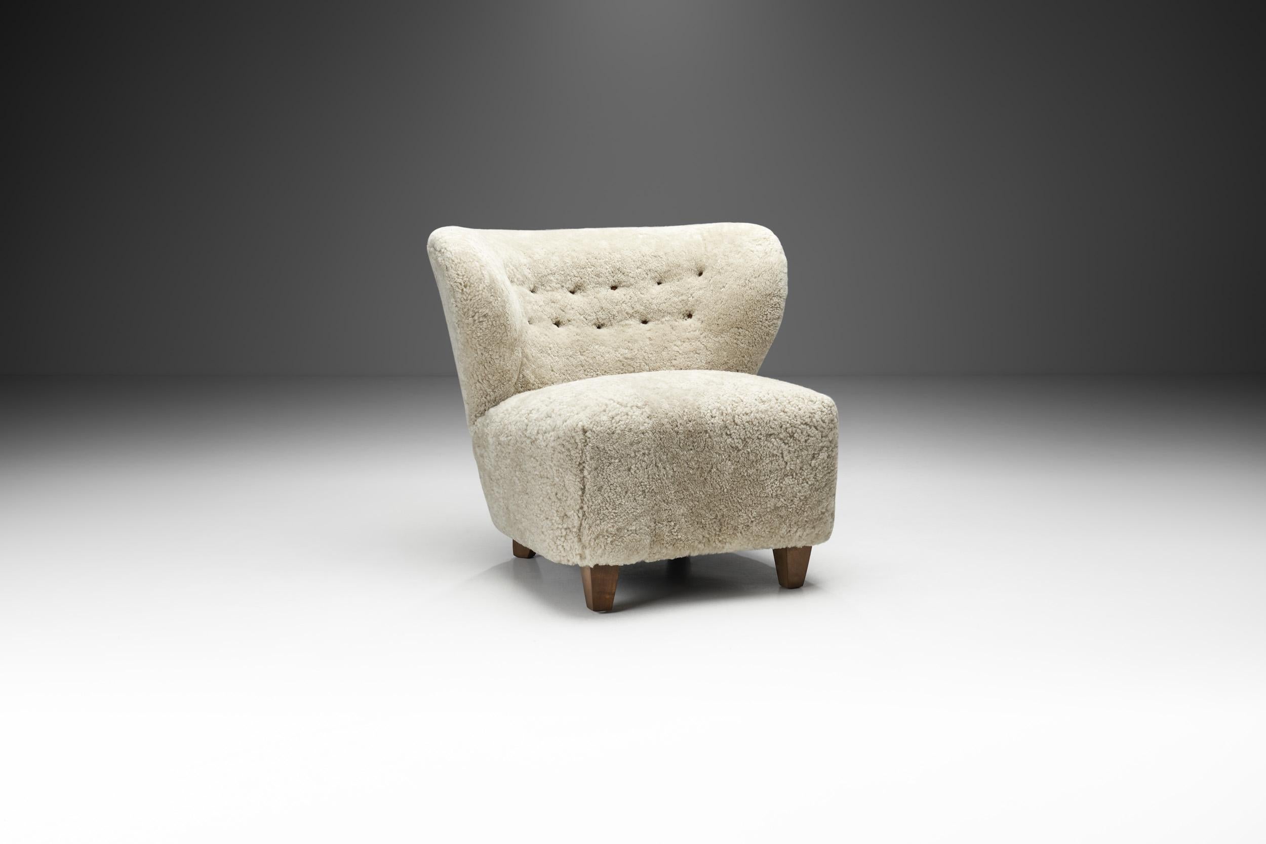 Scandinavian Modern Scandinavian Upholstered Lounge Chair in Sheepskin, Scandinavia, ca 1940s
