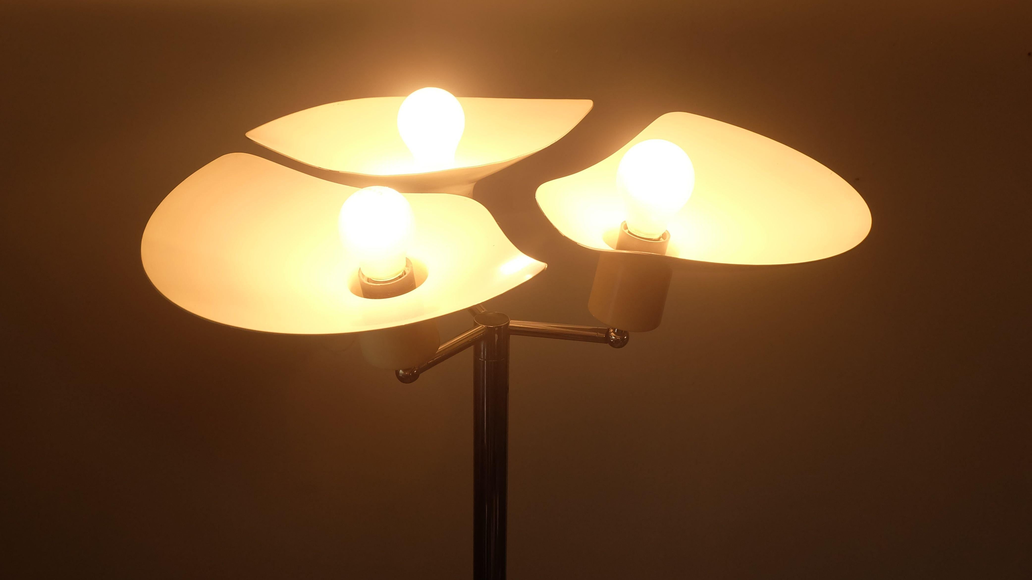 Floor Lamp, 1960s in the style of stilnovo For Sale 6