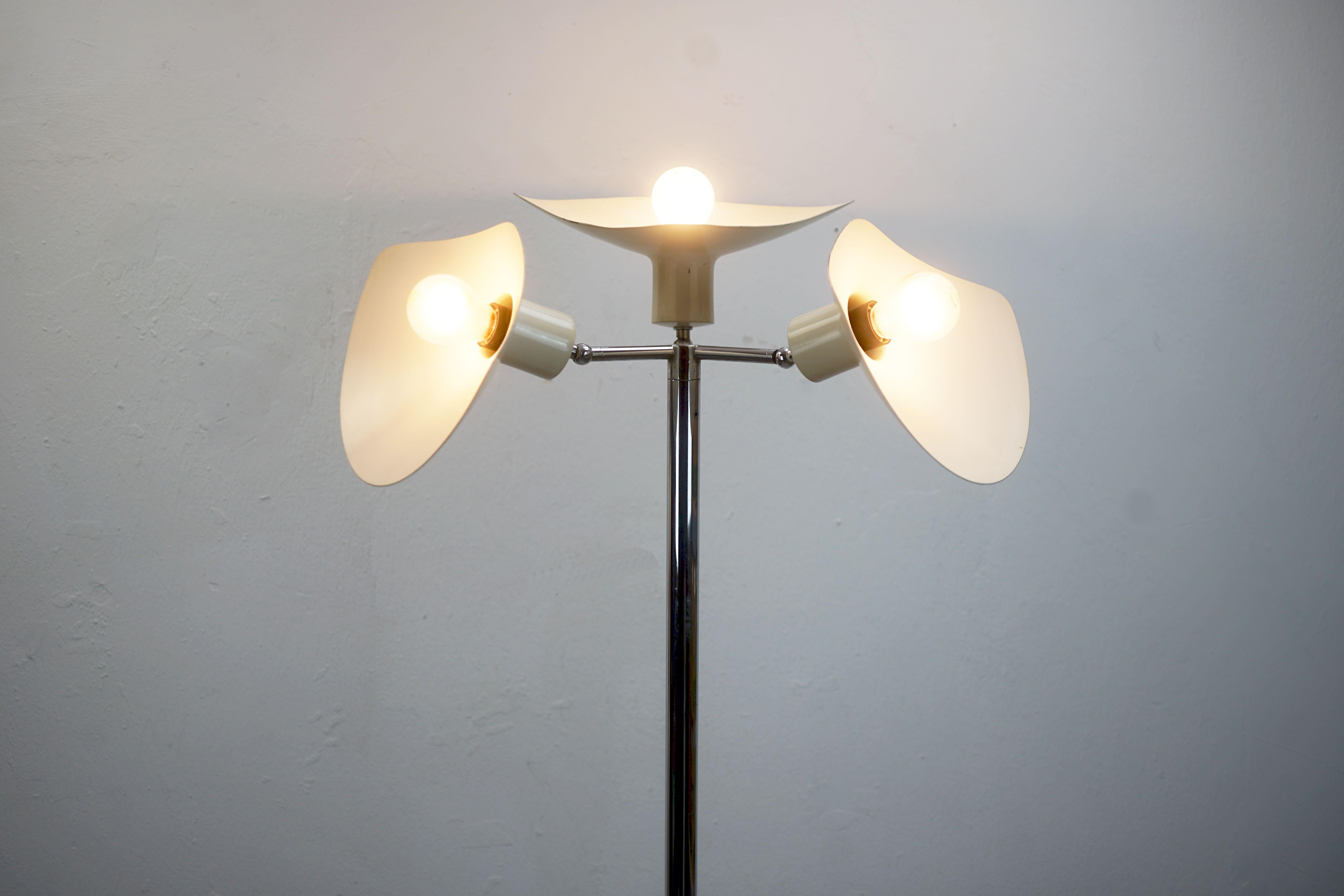 Floor Lamp, 1960s in the style of stilnovo For Sale 10