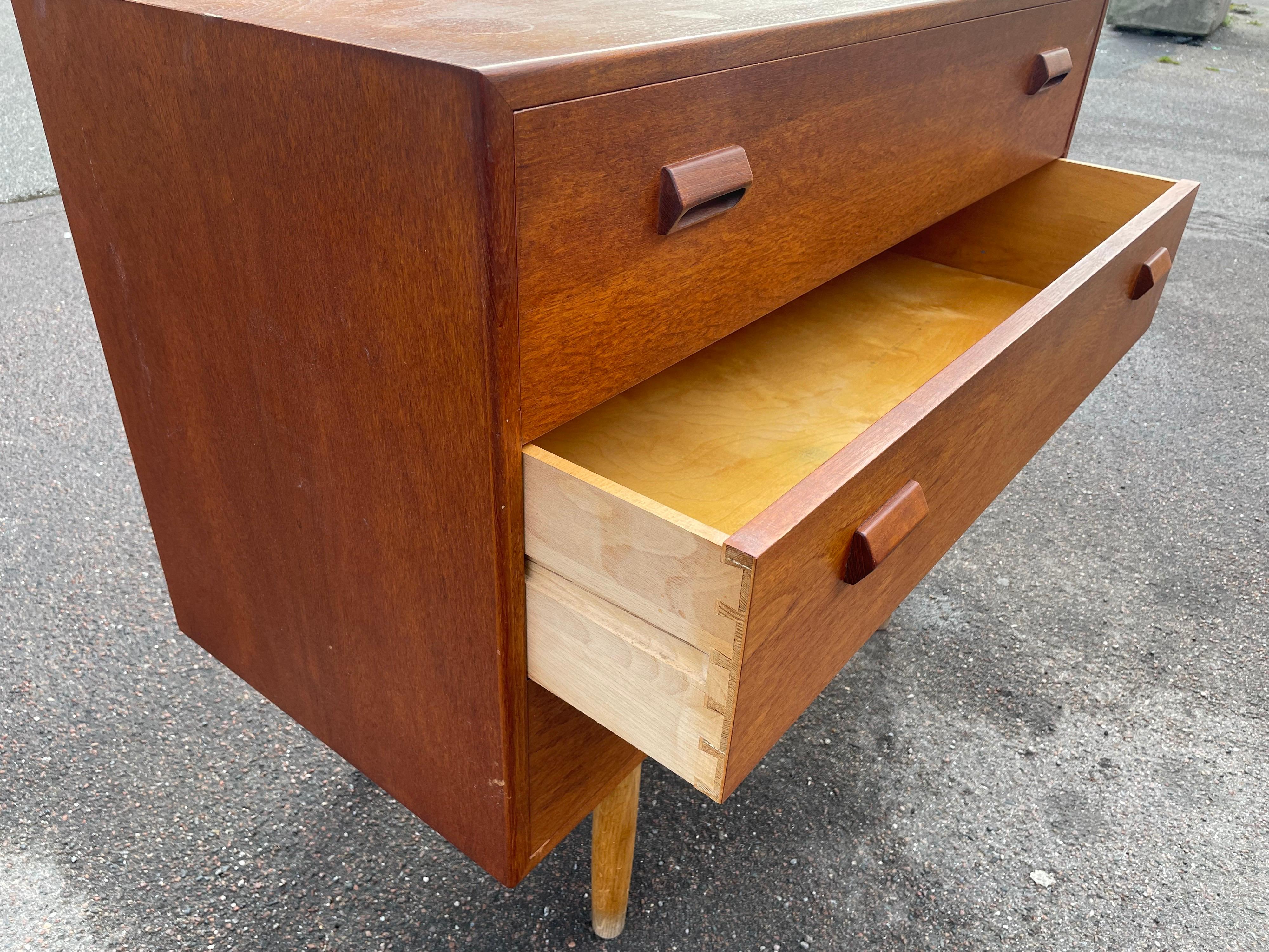 Mid-Century Modern Scandinavian Vanity / Chest of Drawers by Børge Mogensen Teak and Oak