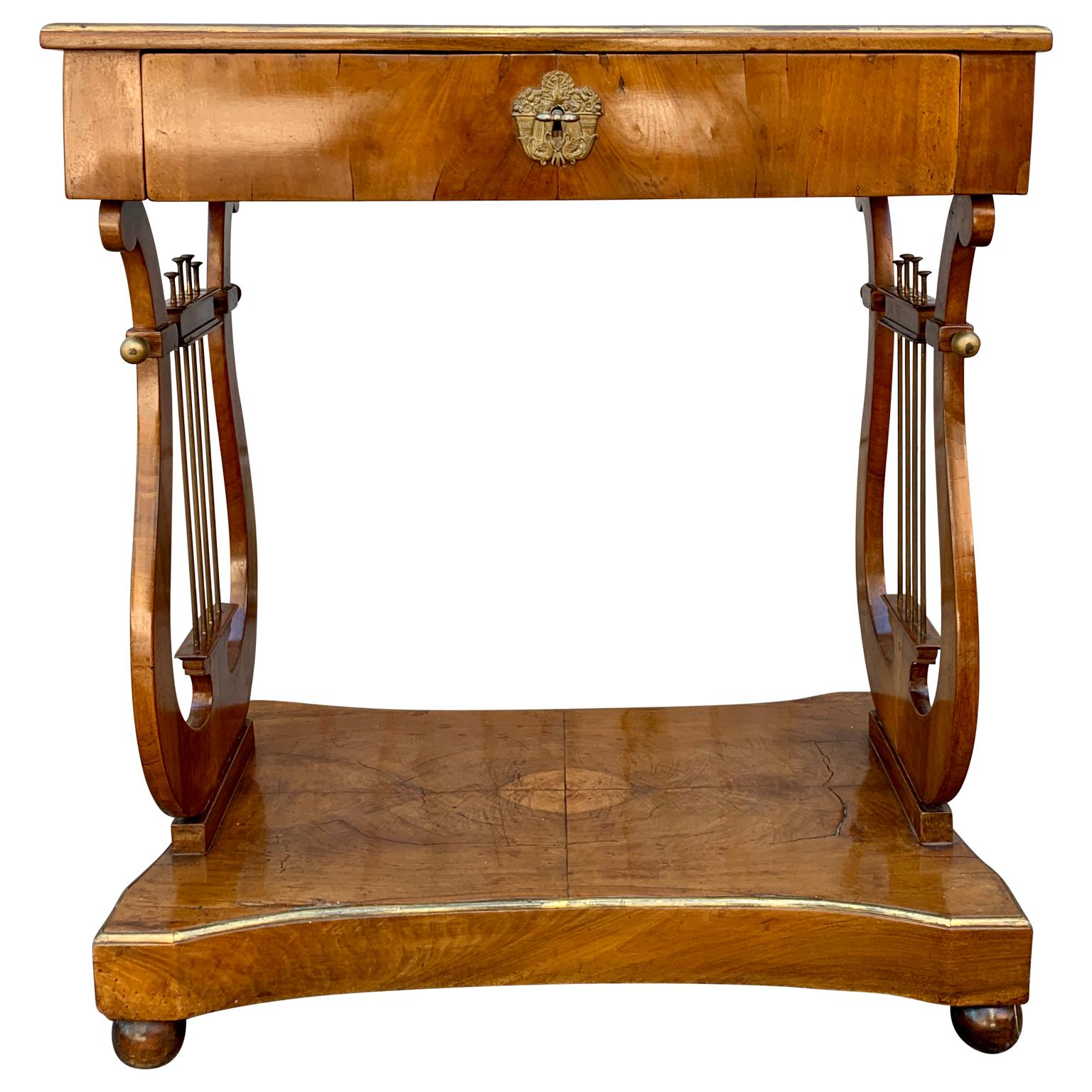 Scandinavian Veneered Biedermeier Writing Desk with Lyres In Good Condition For Sale In Haddonfield, NJ