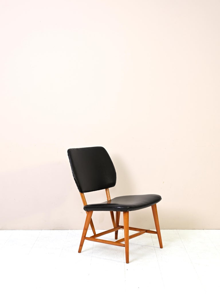 Scandinavian Vintage Black Leather Chair For Sale at 1stDibs