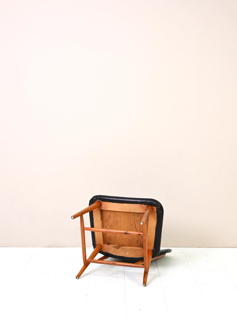 Scandinavian Vintage Black Leather Chair For Sale at 1stDibs