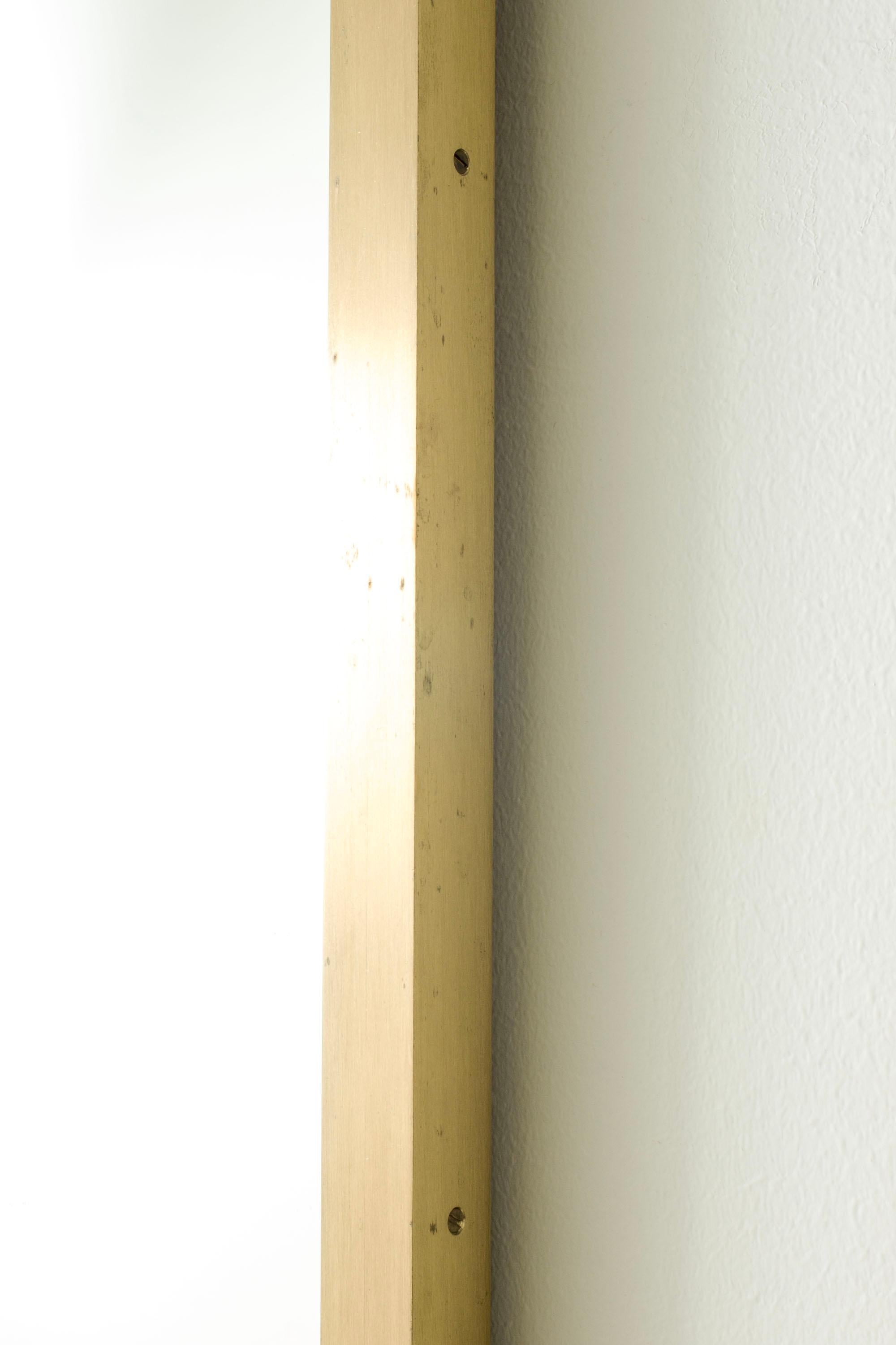 Miroir mural scandinave en laiton, Glasmäster, Suède, années 1960 Bon état - En vente à Stockholm, SE