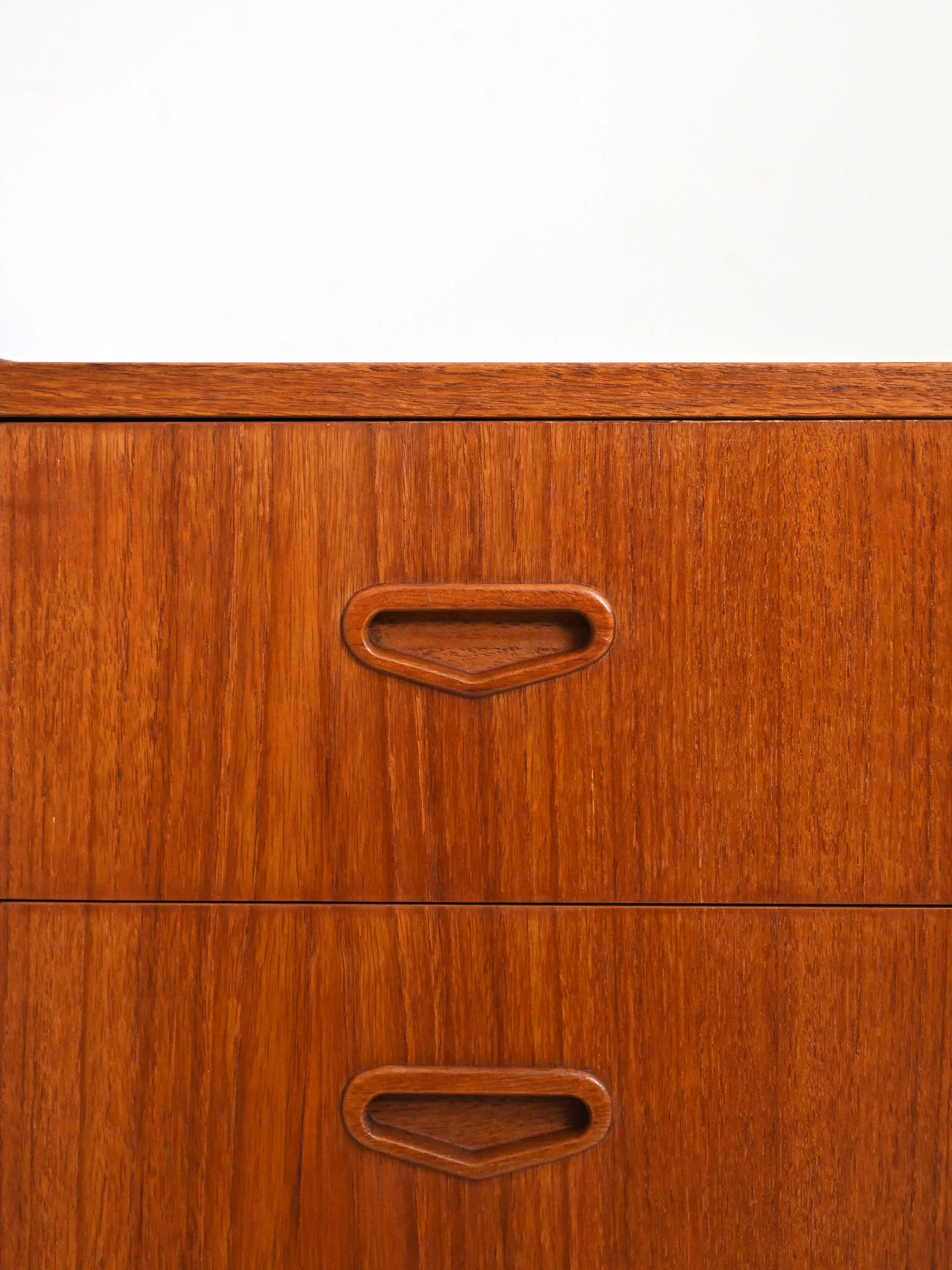 Scandinavian Vintage Chest of Drawers 1