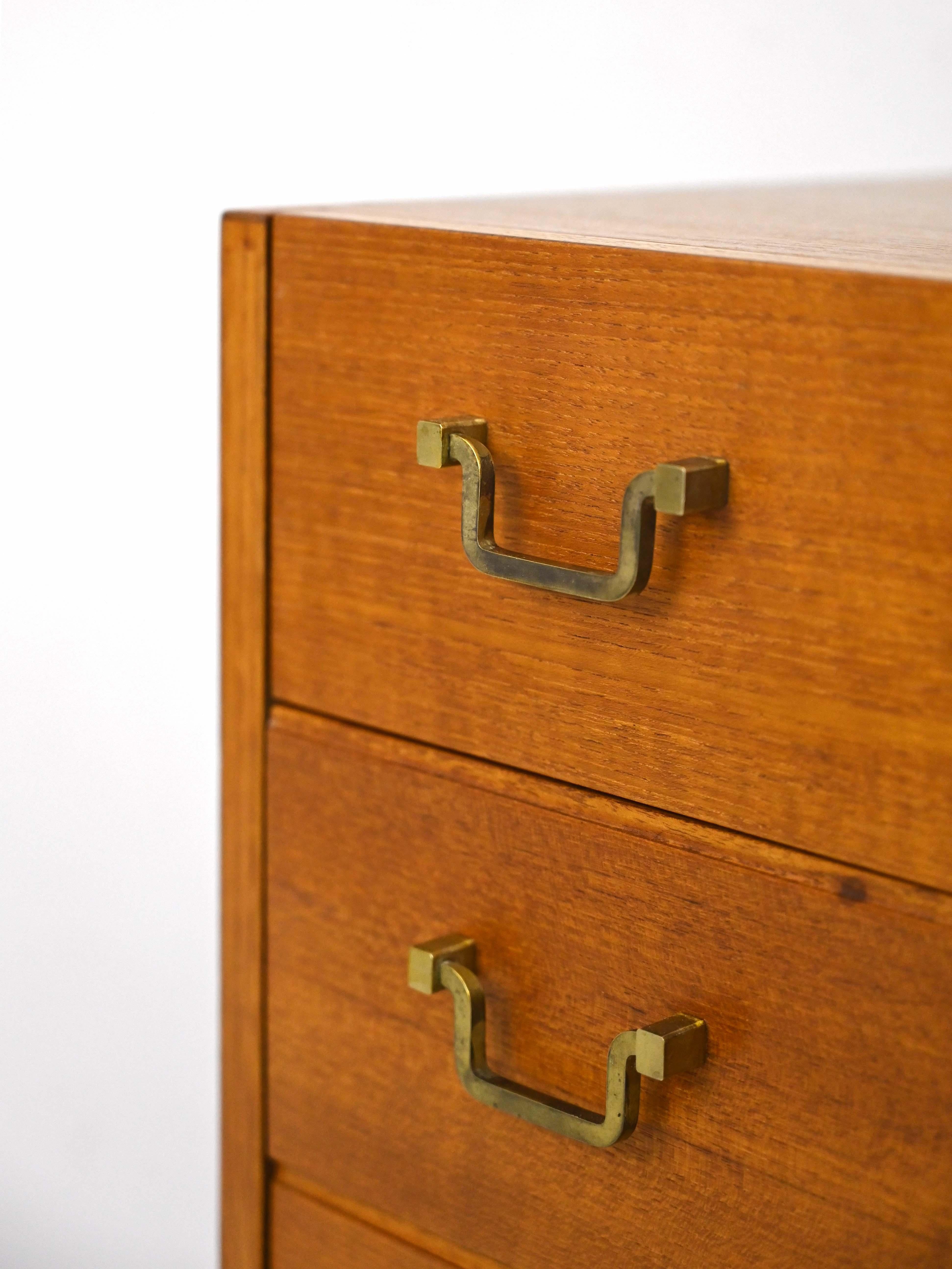 Scandinavian Vintage Chest of Drawers with Metal Handles For Sale 1