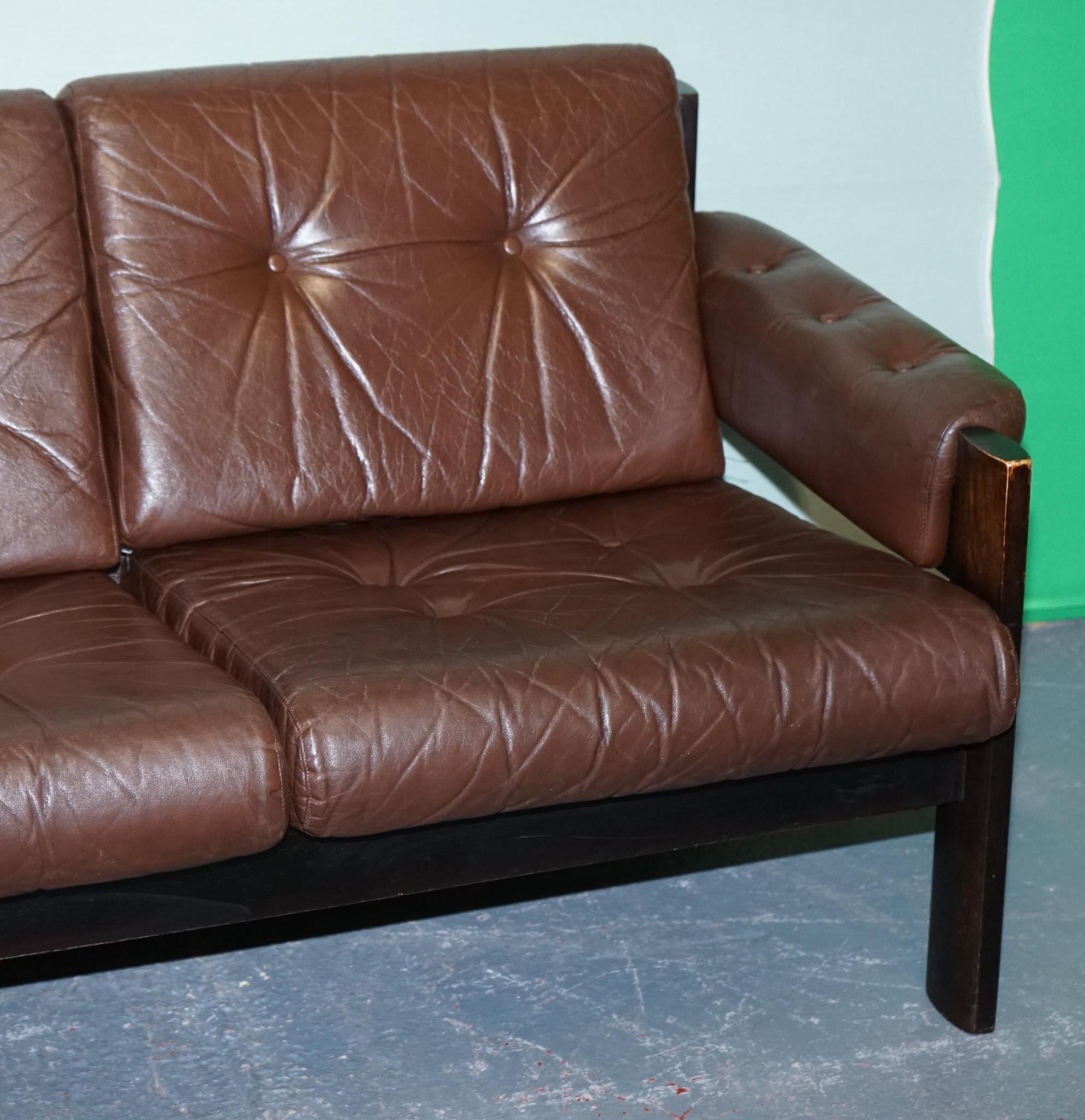 SCANDINAVIAN ViNTAGE EKORNES STRESSLESS THREE SEATER SOFA For Sale 6
