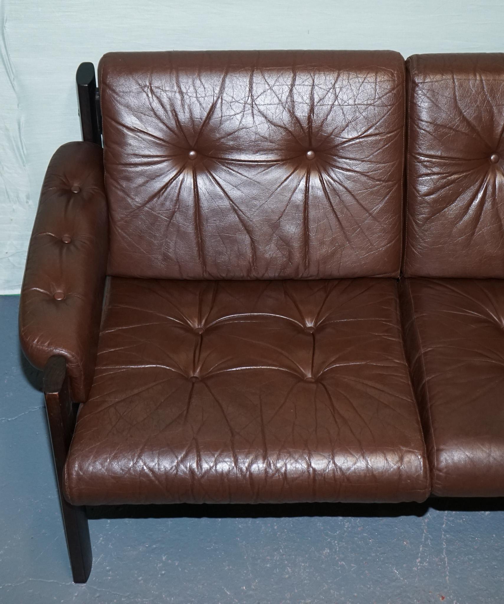 SCANDINAVIAN ViNTAGE EKORNES STRESSLESS THREE SEATER SOFA For Sale 7