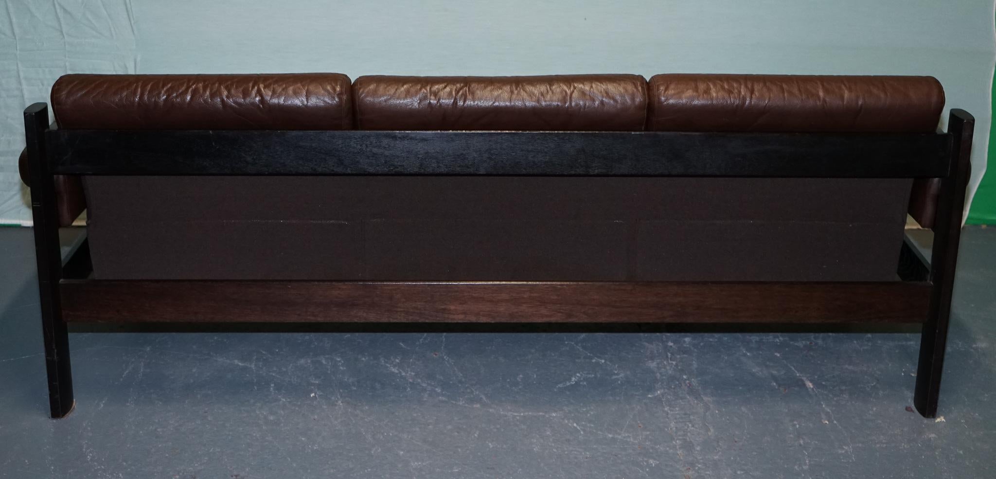 SCANDINAVIAN ViNTAGE EKORNES STRESSLESS THREE SEATER SOFA For Sale 13