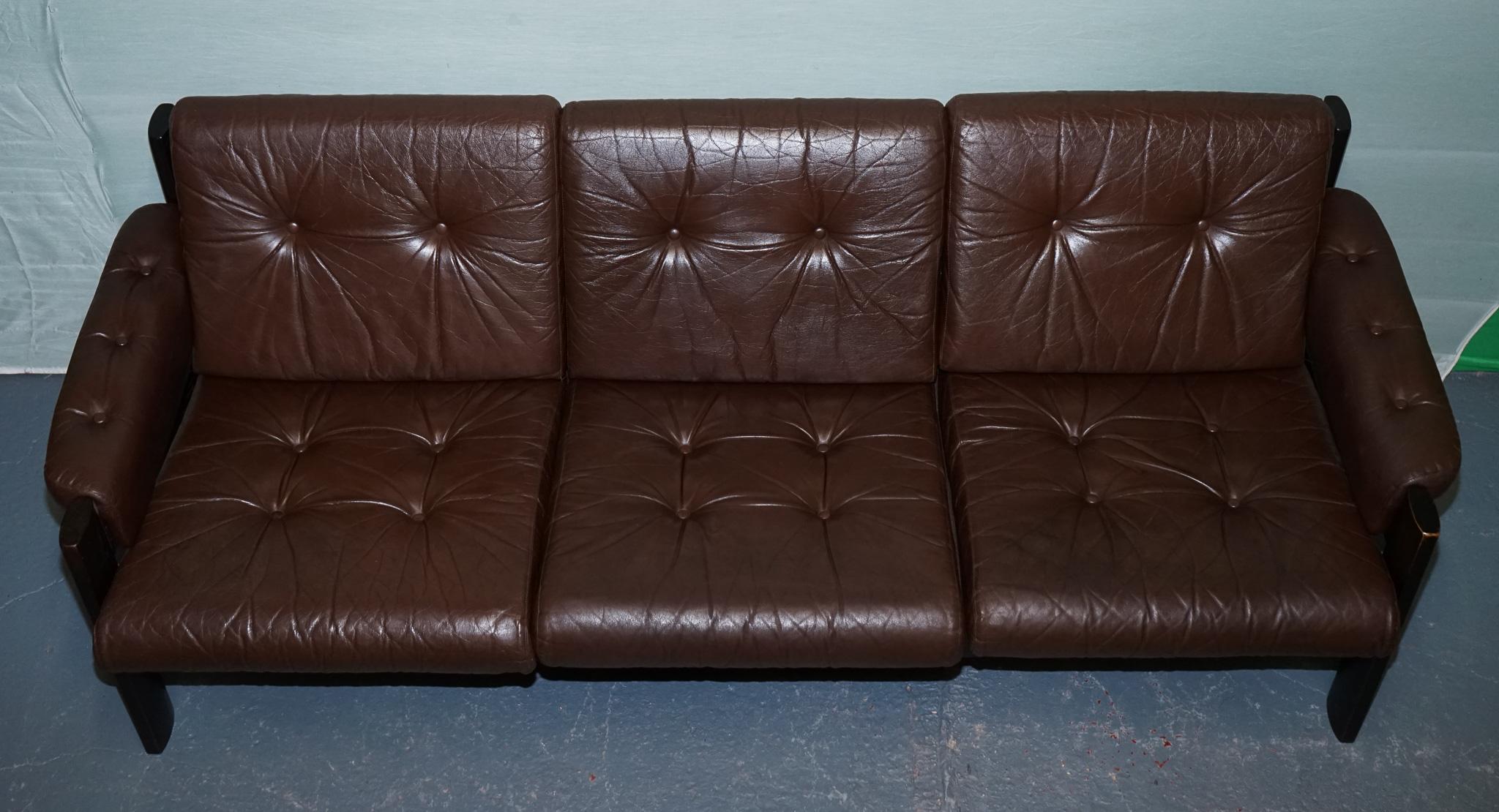 Hand-Crafted SCANDINAVIAN ViNTAGE EKORNES STRESSLESS THREE SEATER SOFA For Sale