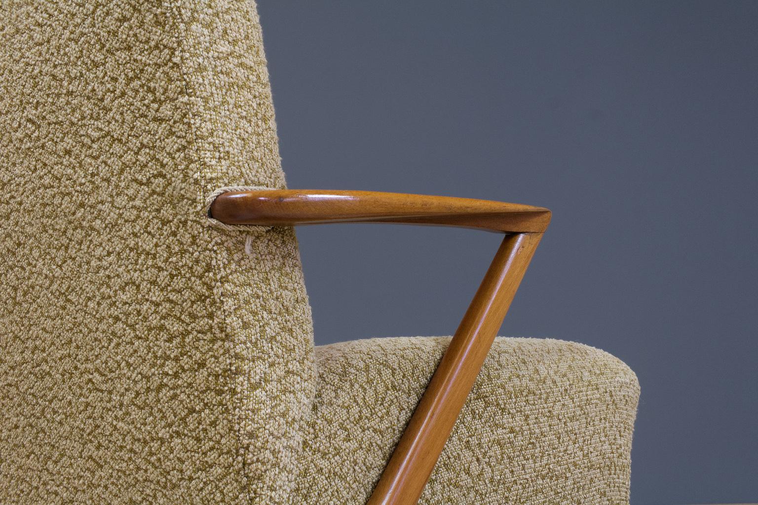 Scandinavian Modern Scandinavian Vintage Elm Lounge Chair in style of Kurt Olsen, Sculptural, 1950s