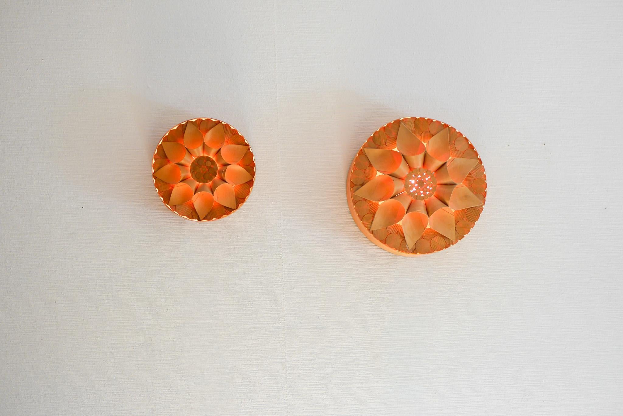 Applique vintage scandinave. Lampade da parete in legno di pino di metà secolo moderno in vendita 7