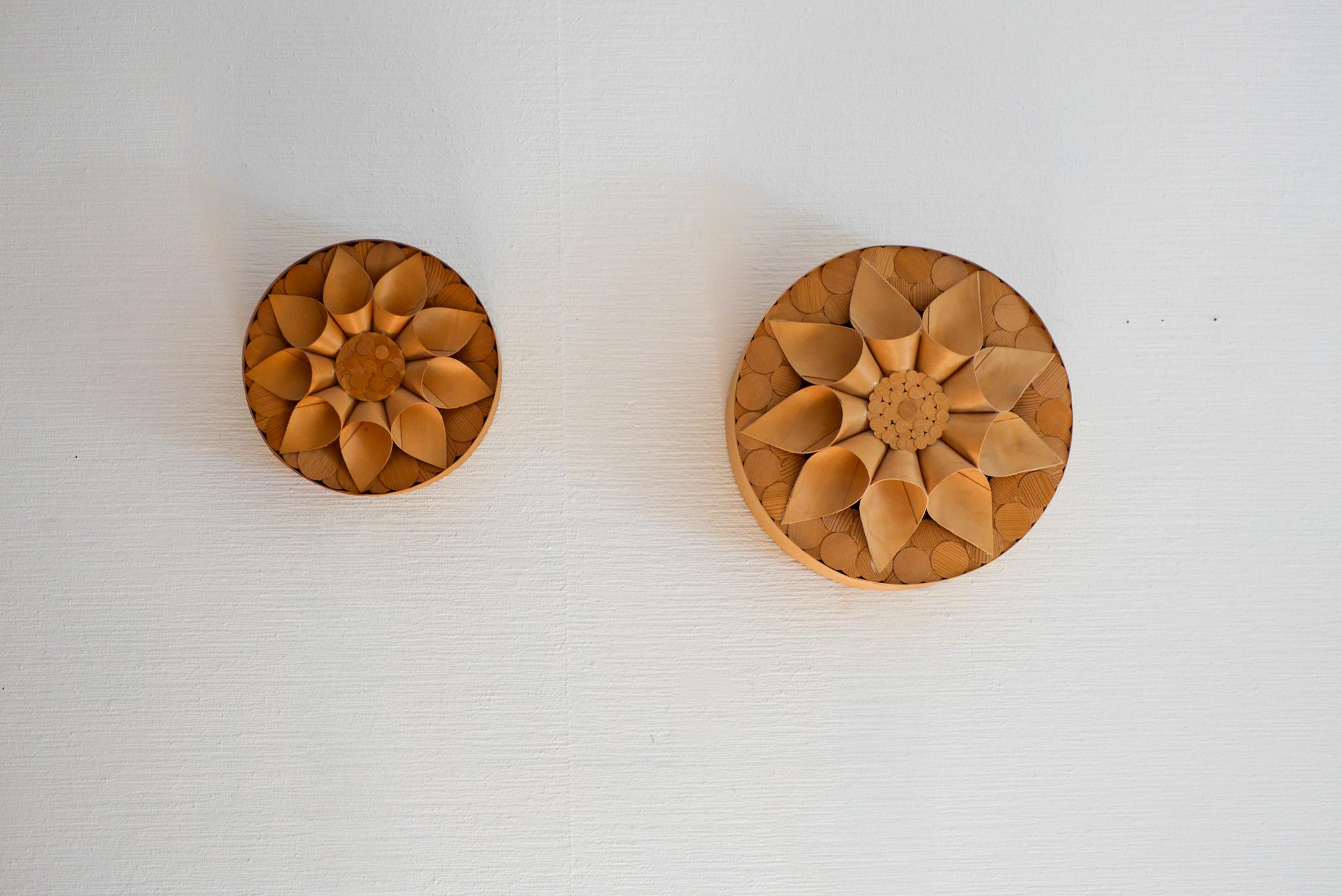 Applique vintage scandinave. Lampade da parete in legno di pino di metà secolo moderno in vendita 11