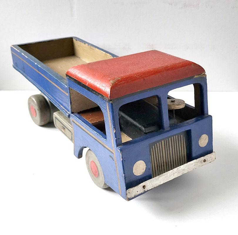 Jouet de camion scandinave vintage en bois des années 1930 en vente 1