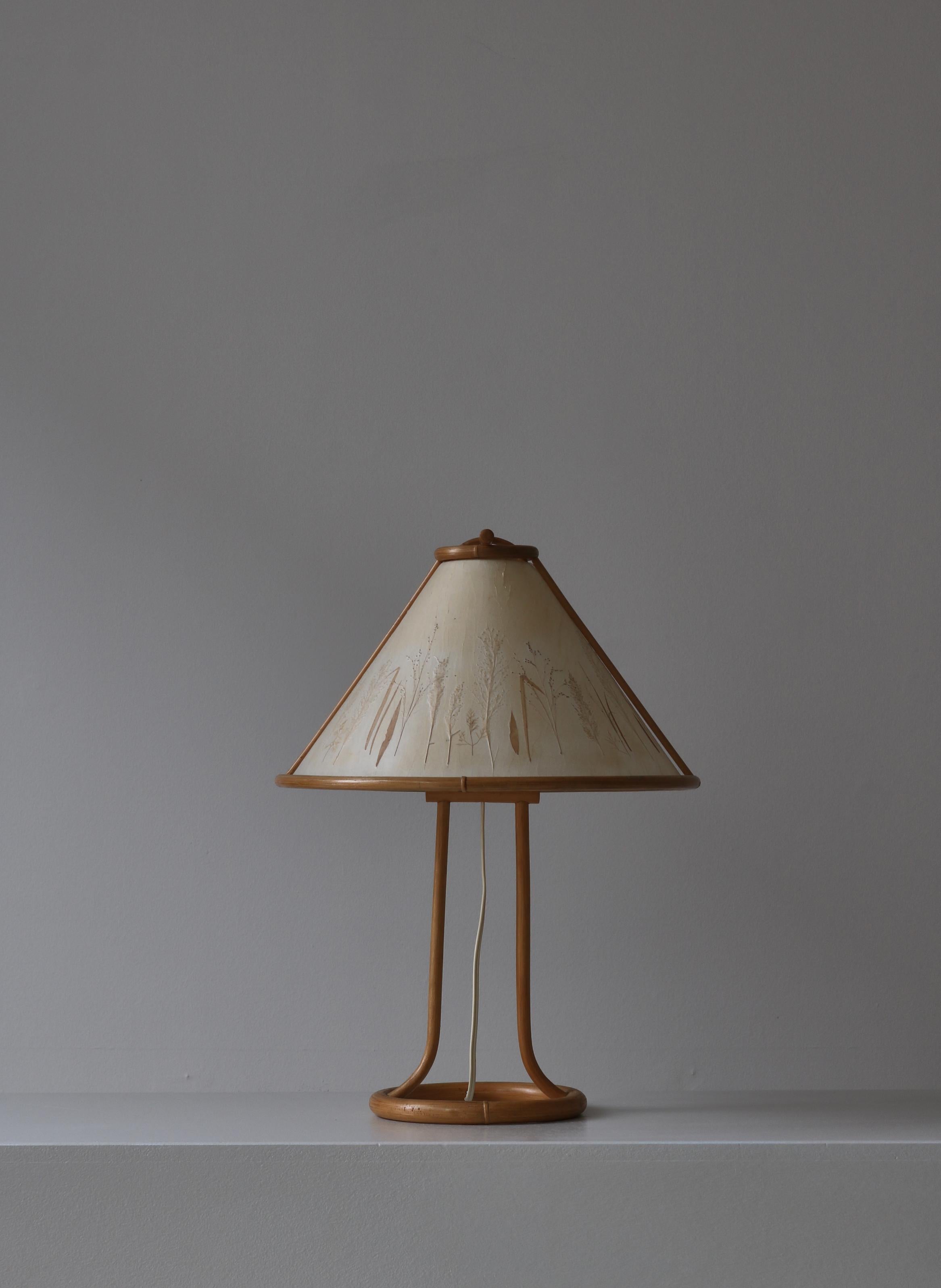 Organic Modern Scandinavian Wabi-Sabi Bamboo Table Lamp Shade with Pressed Plants, 1950s For Sale