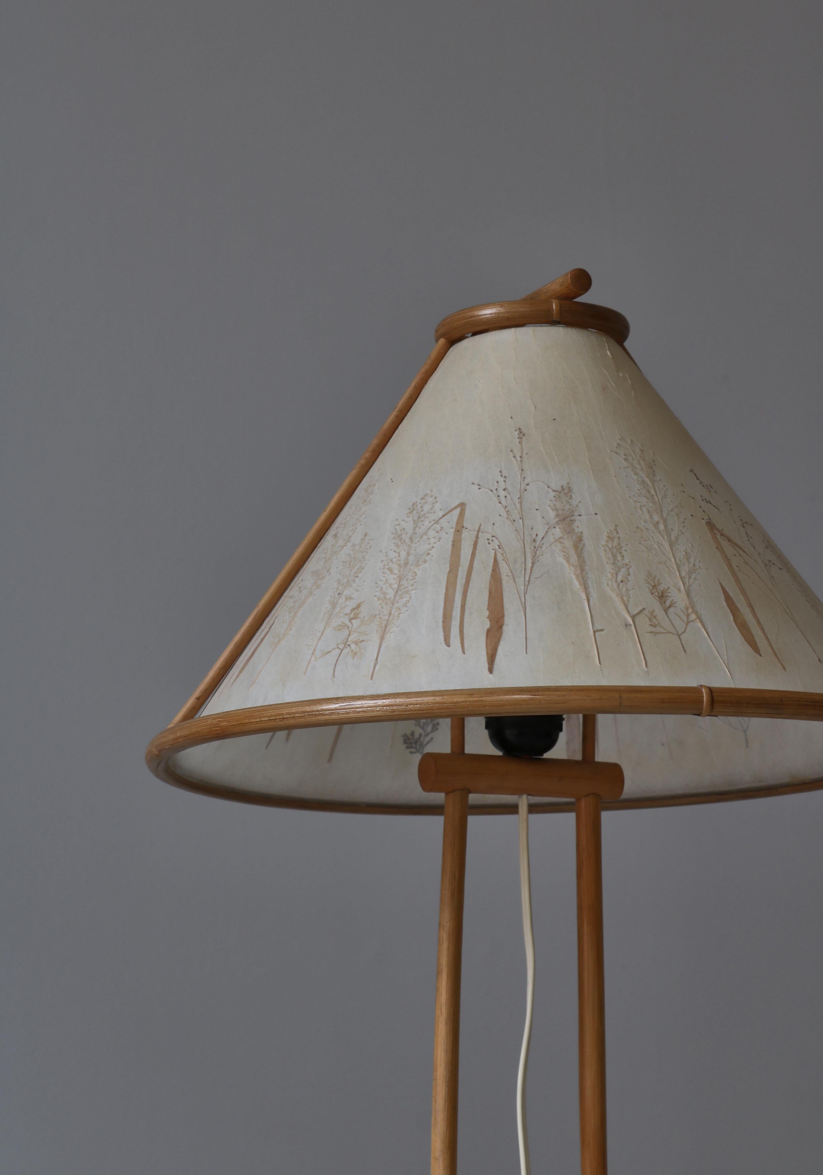 Danish Scandinavian Wabi-Sabi Bamboo Table Lamp Shade with Pressed Plants, 1950s For Sale