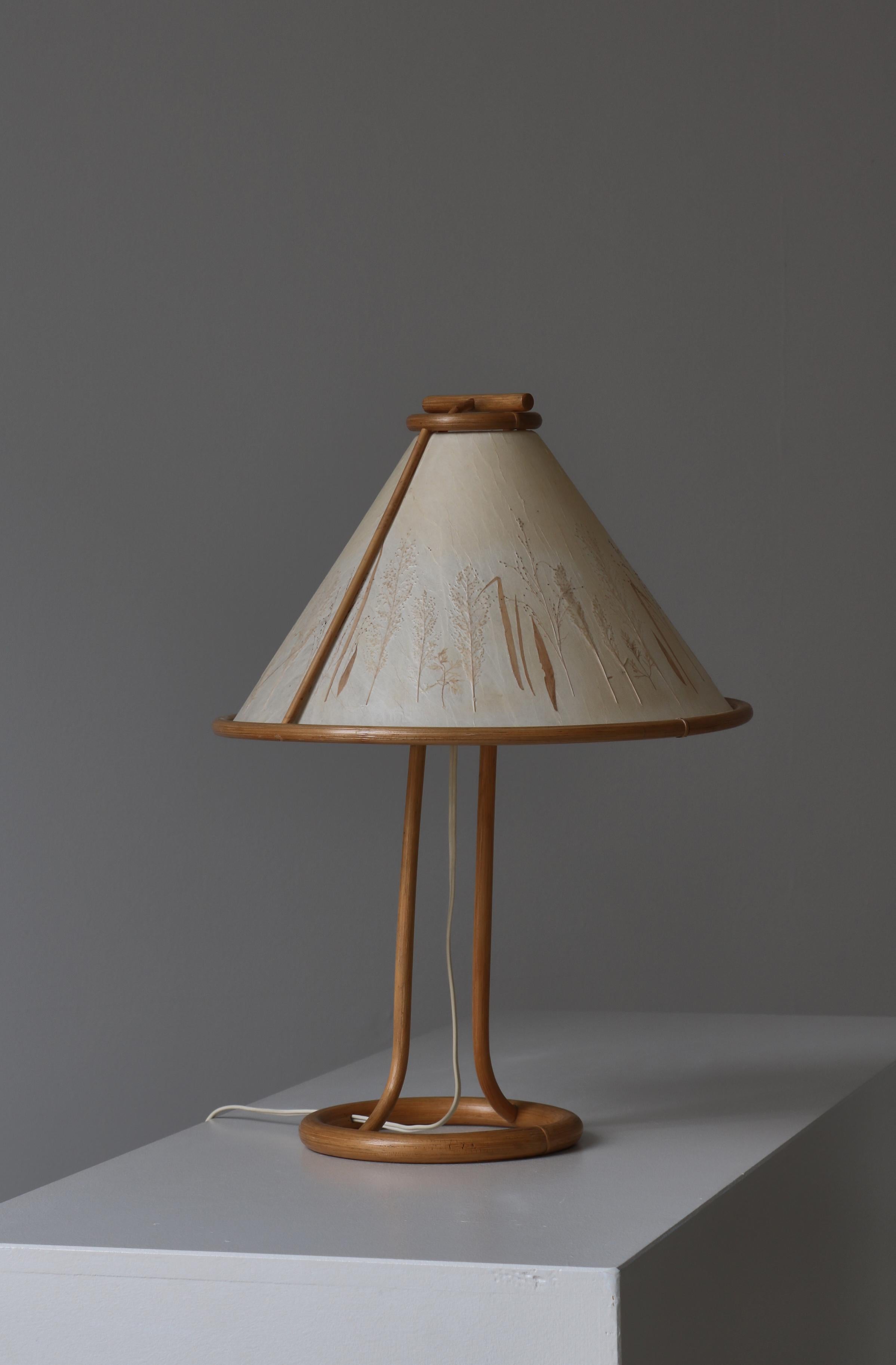 Scandinavian Wabi-Sabi Bamboo Table Lamp Shade with Pressed Plants, 1950s For Sale 2
