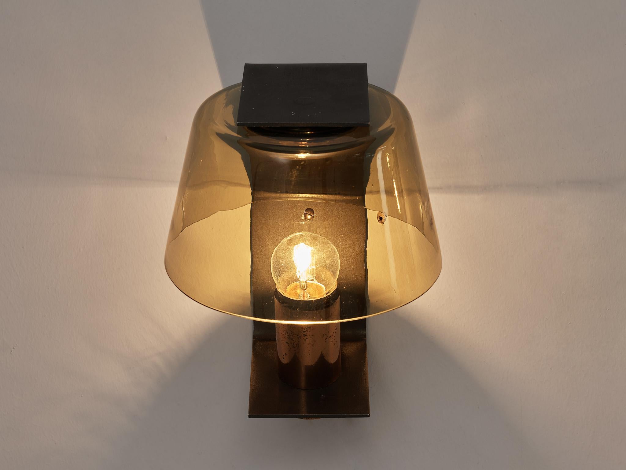 Scandinavian Wall Light in Copper and Smoked Glass  In Good Condition For Sale In Waalwijk, NL