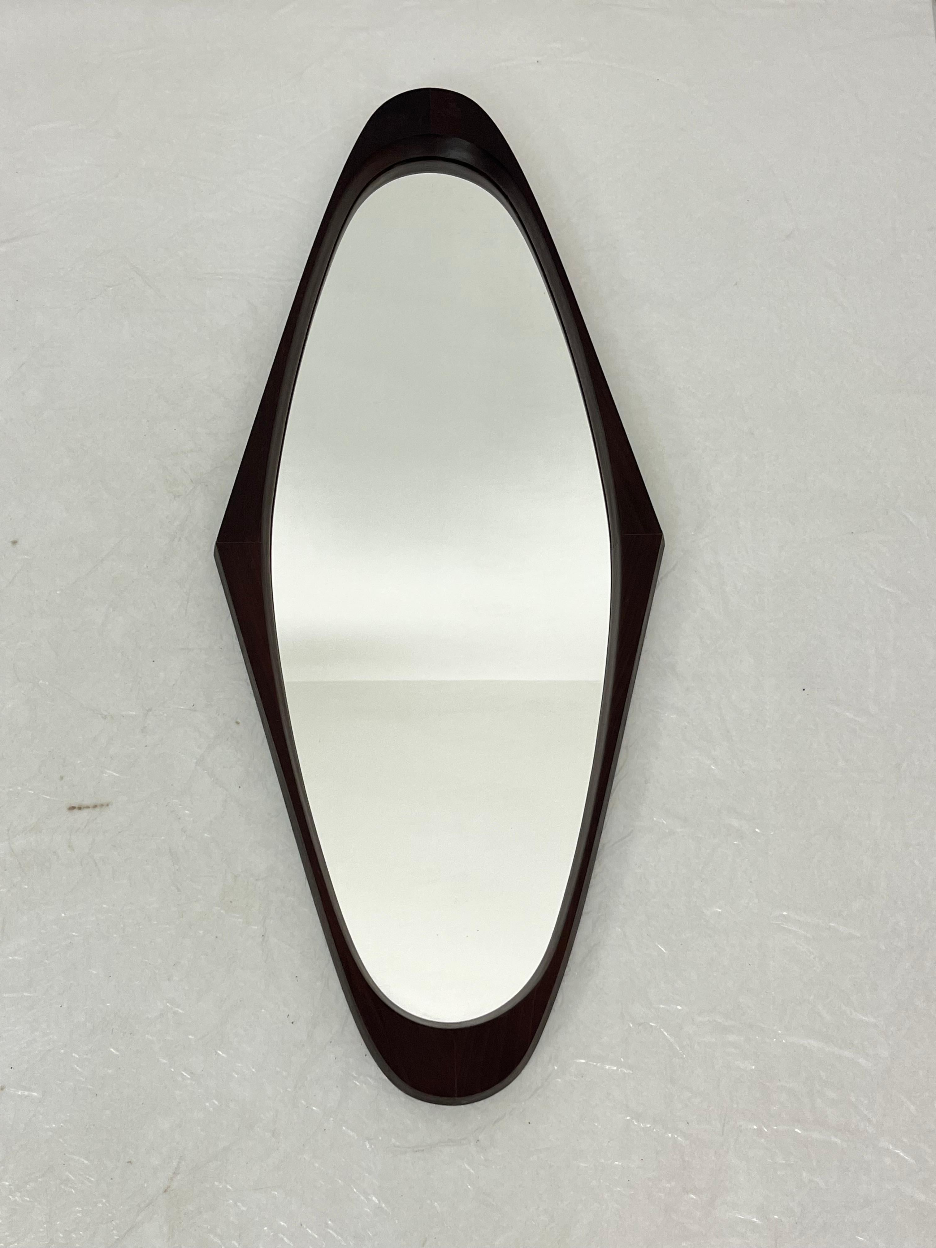 Scandinavian diamond-shaped wall mirror, 1960s
Intact and in good condition.