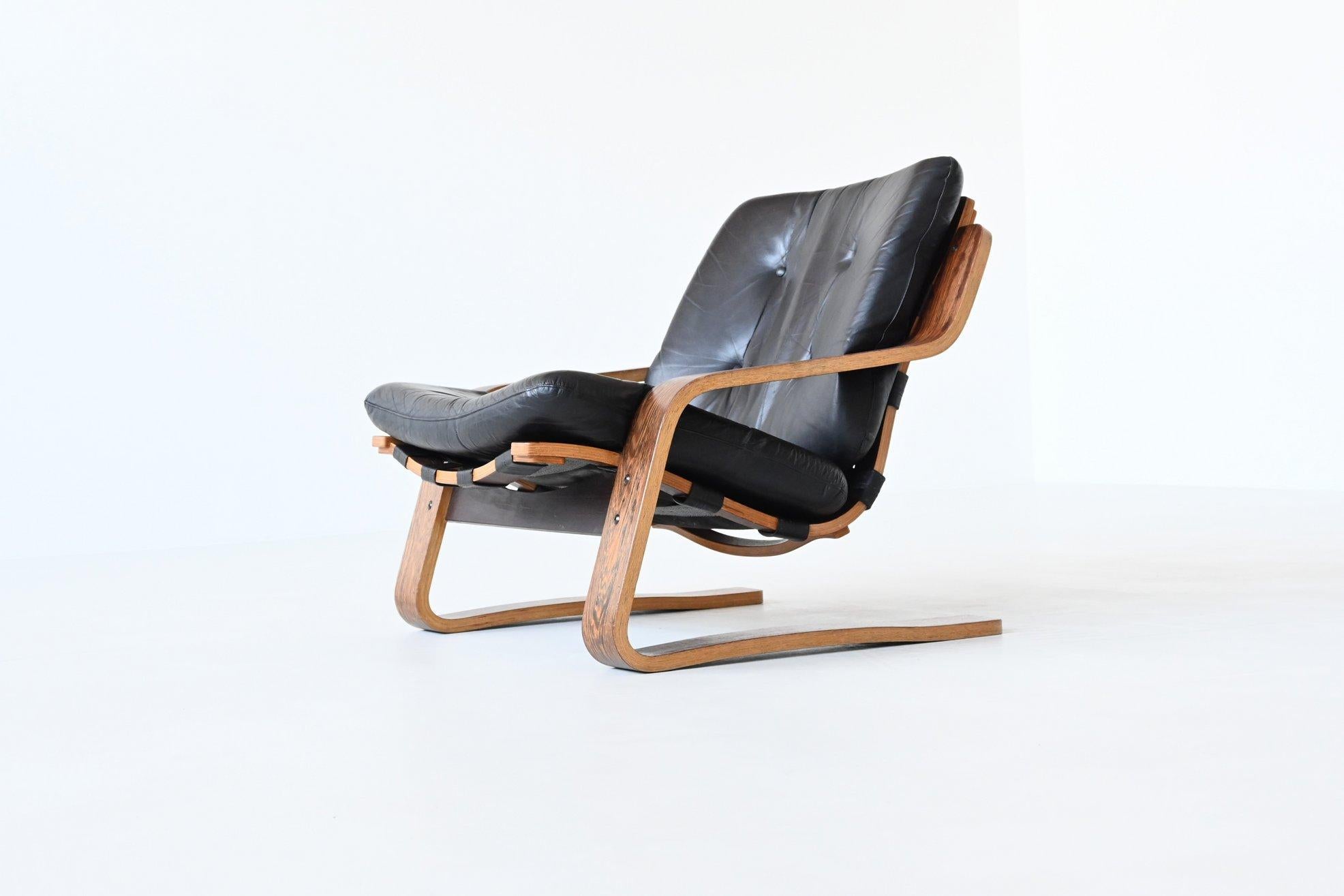 Scandinavian Wenge Plywood Pair of Lounge Chairs, Norway, 1970 6