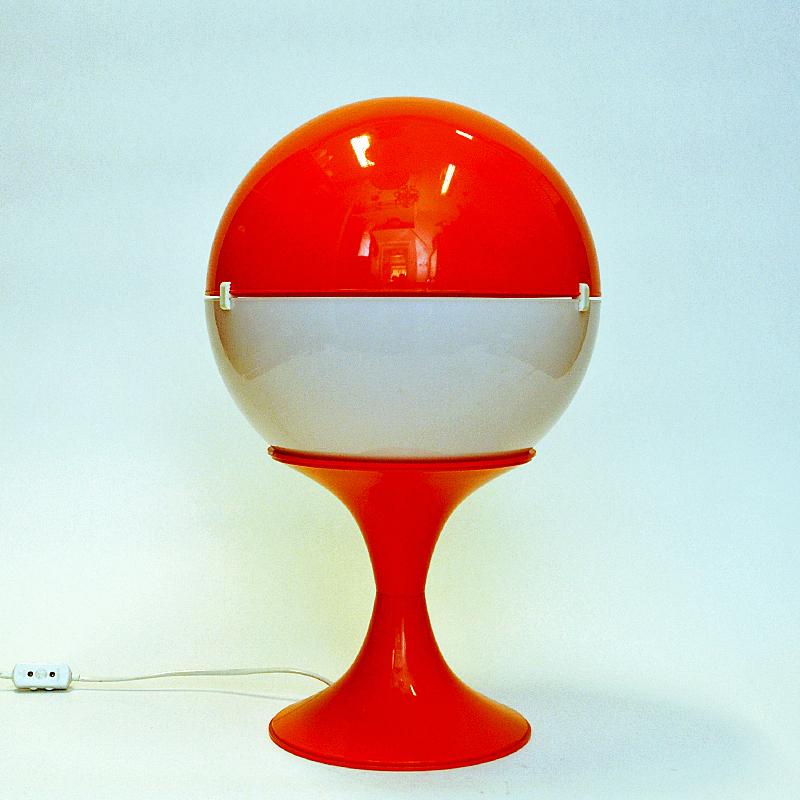 Late 20th Century Scandinavian White and Orange Space Age Globe Tablelamp 1970s For Sale
