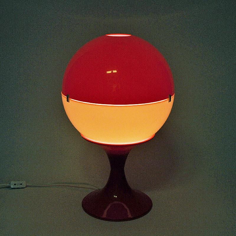Scandinavian White and Orange Space Age Globe Tablelamp 1970s 3