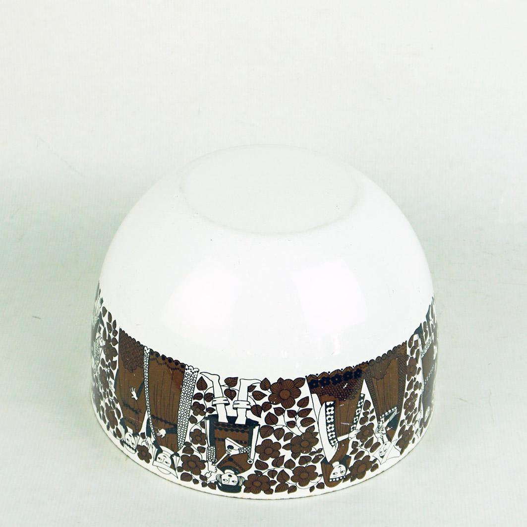 Mid-20th Century Scandinavian White Enamel Bowl by Kaj Franck for Finel Arabia Finland For Sale