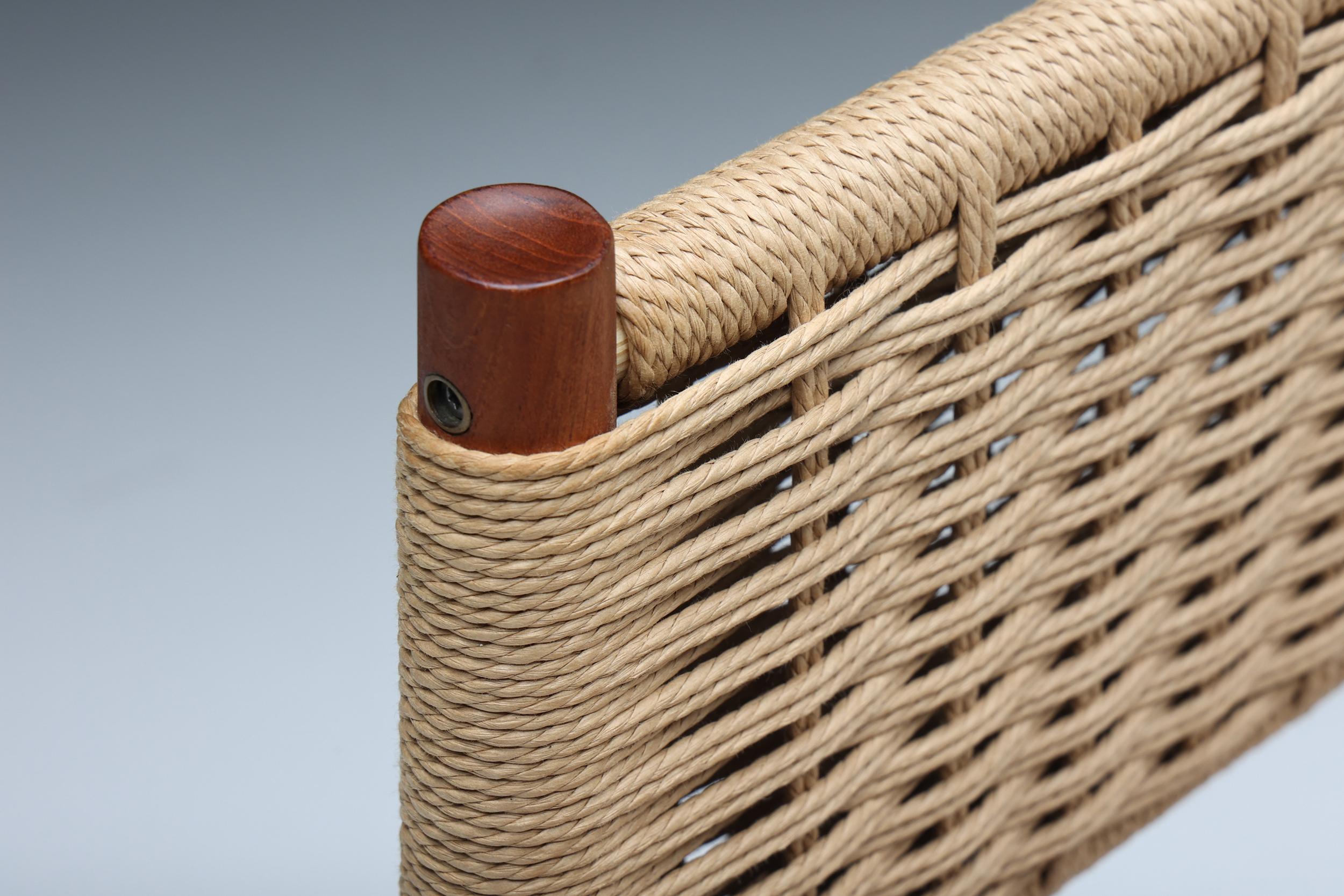 Poltrona scandinava in legno con fettuccia in corda, anni '60 in vendita 3