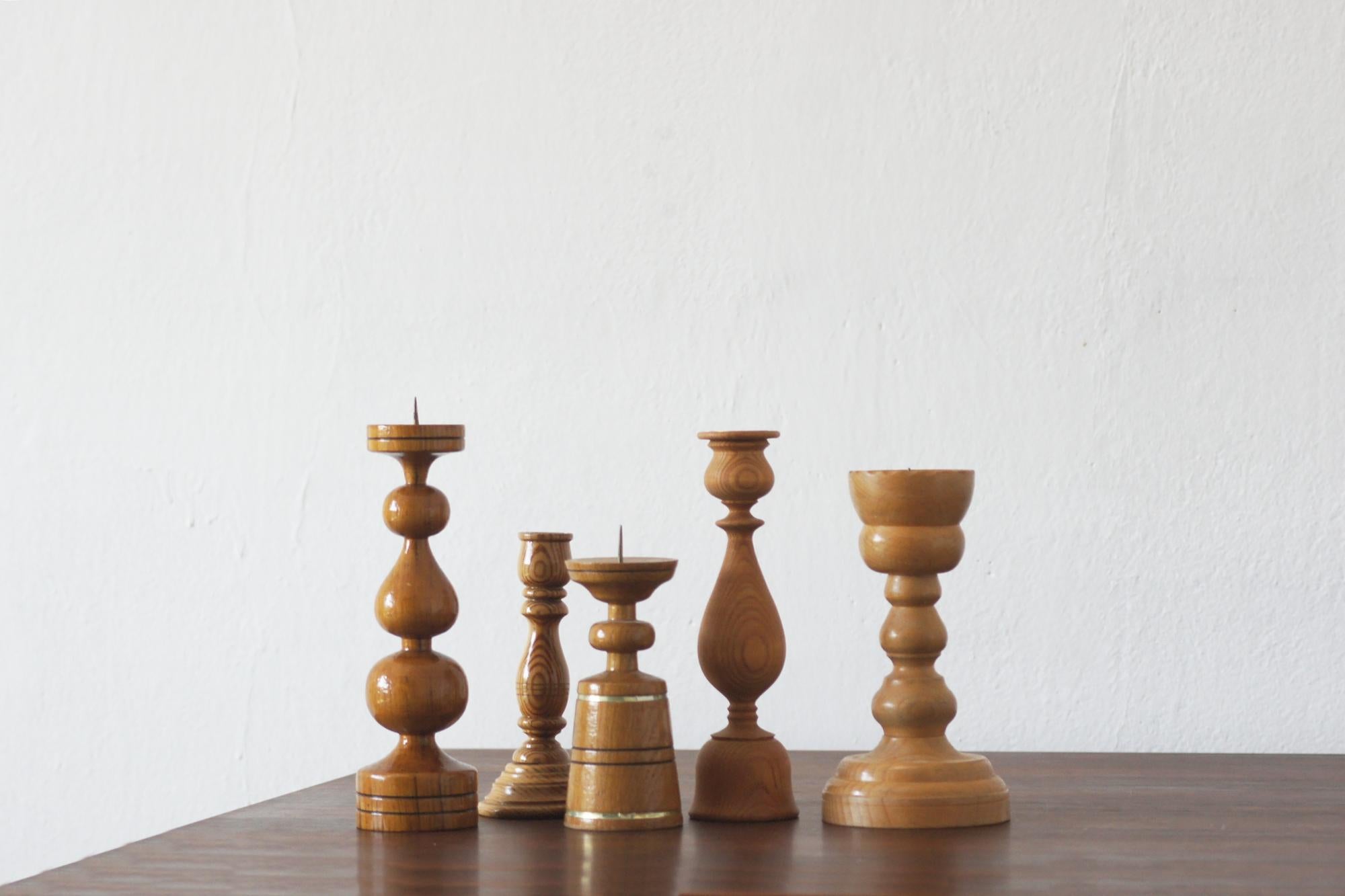 Scandinave moderne Scandinavian Wooden Candleholders, Set of 5 en vente