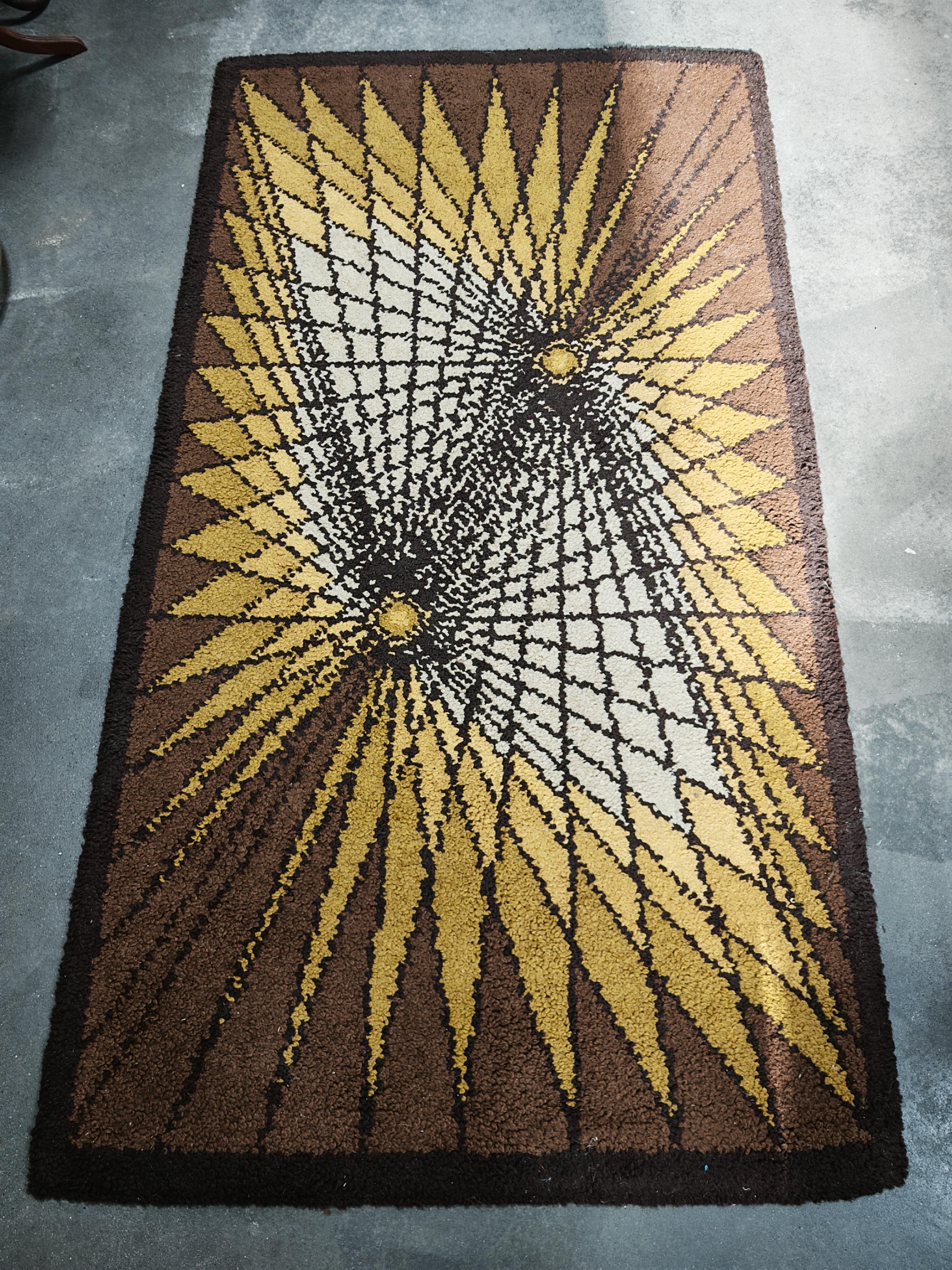 Tappeto scandinavo in lana Rya con motivo geometrico, Svezia, anni '70 in vendita 1