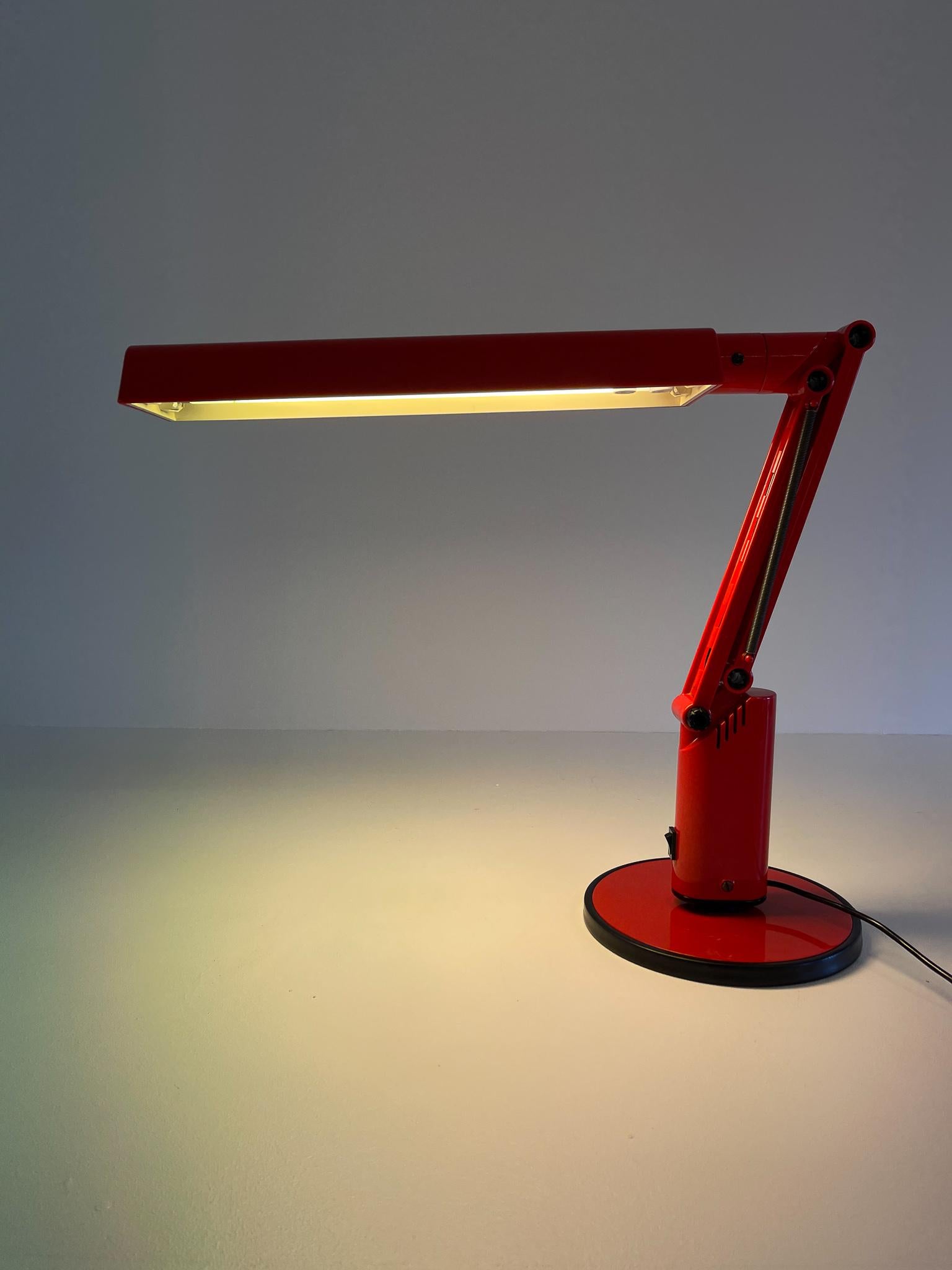 Scandinavian Modern Desk Lamp 