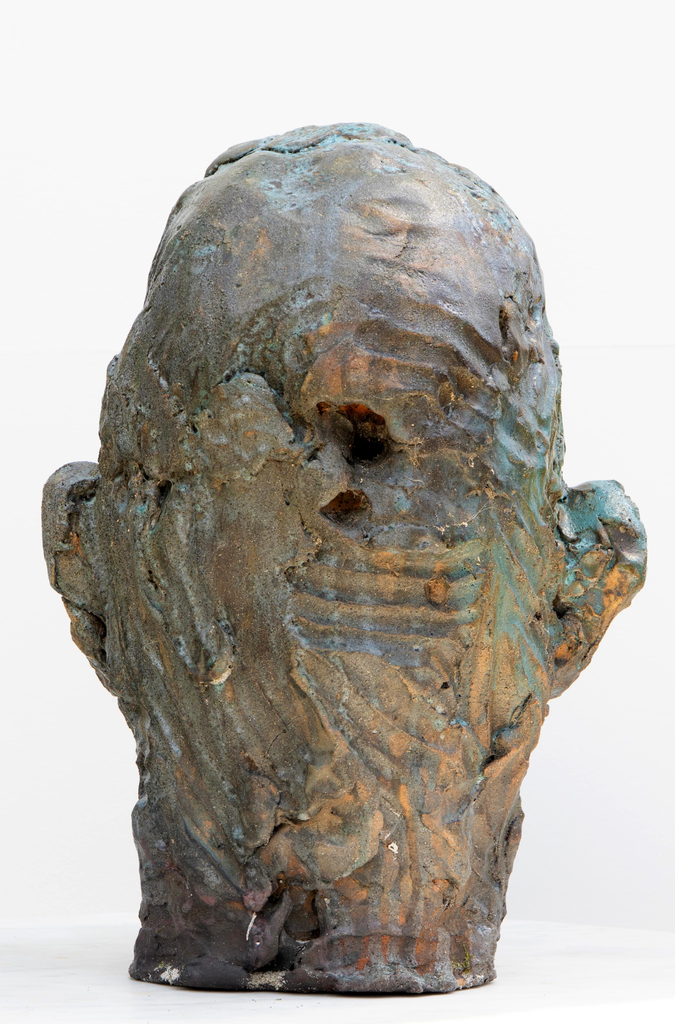 Tête expressionniste en céramique en grès réfractaire à glaçure cuivreuse Testa nº 11 en vente 4