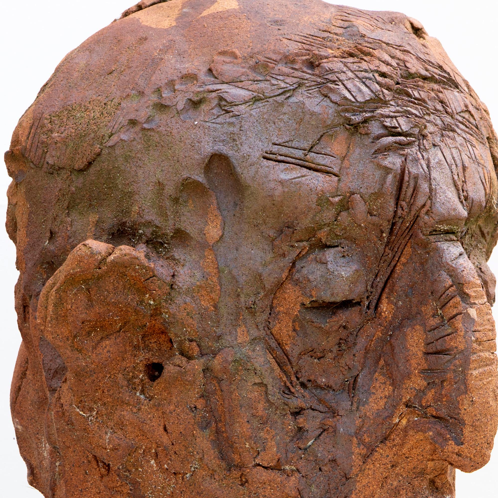 Ceramic Expressionist Head in White Stoneware with Bismuth Rakú Glaze. Testa 9 For Sale 13
