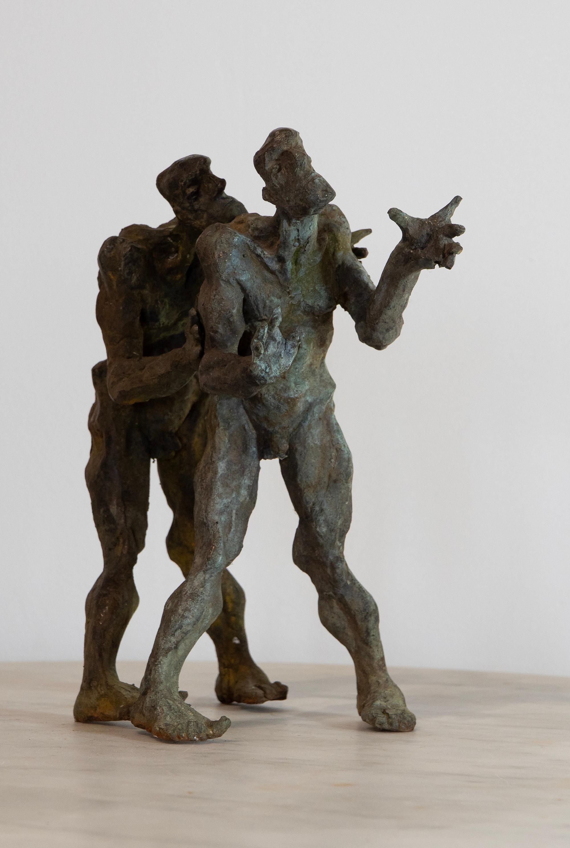 Dual Earthbound Wanderers - 2023, Coppia di sculture in bronzo a cera persa, espressionista - Sculpture Contemporaneo di Óscar Aldonza Torres