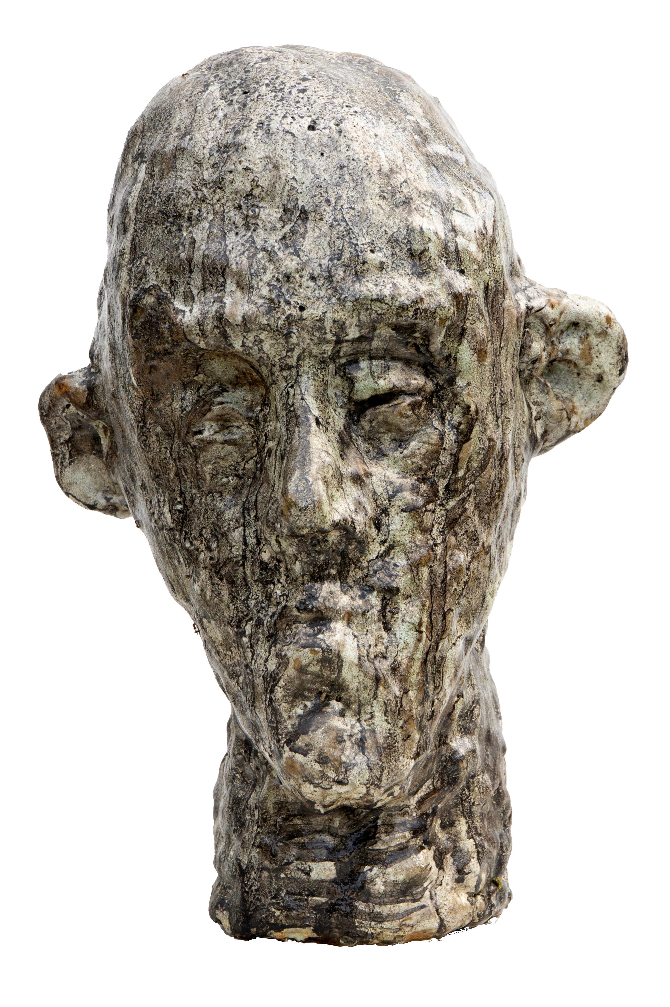 Óscar Aldonza Torres Figurative Sculpture – Expresionist Nephilin-Mangan glasierte Keramik Kopf. Hochtemperatur-Lehm-Büste