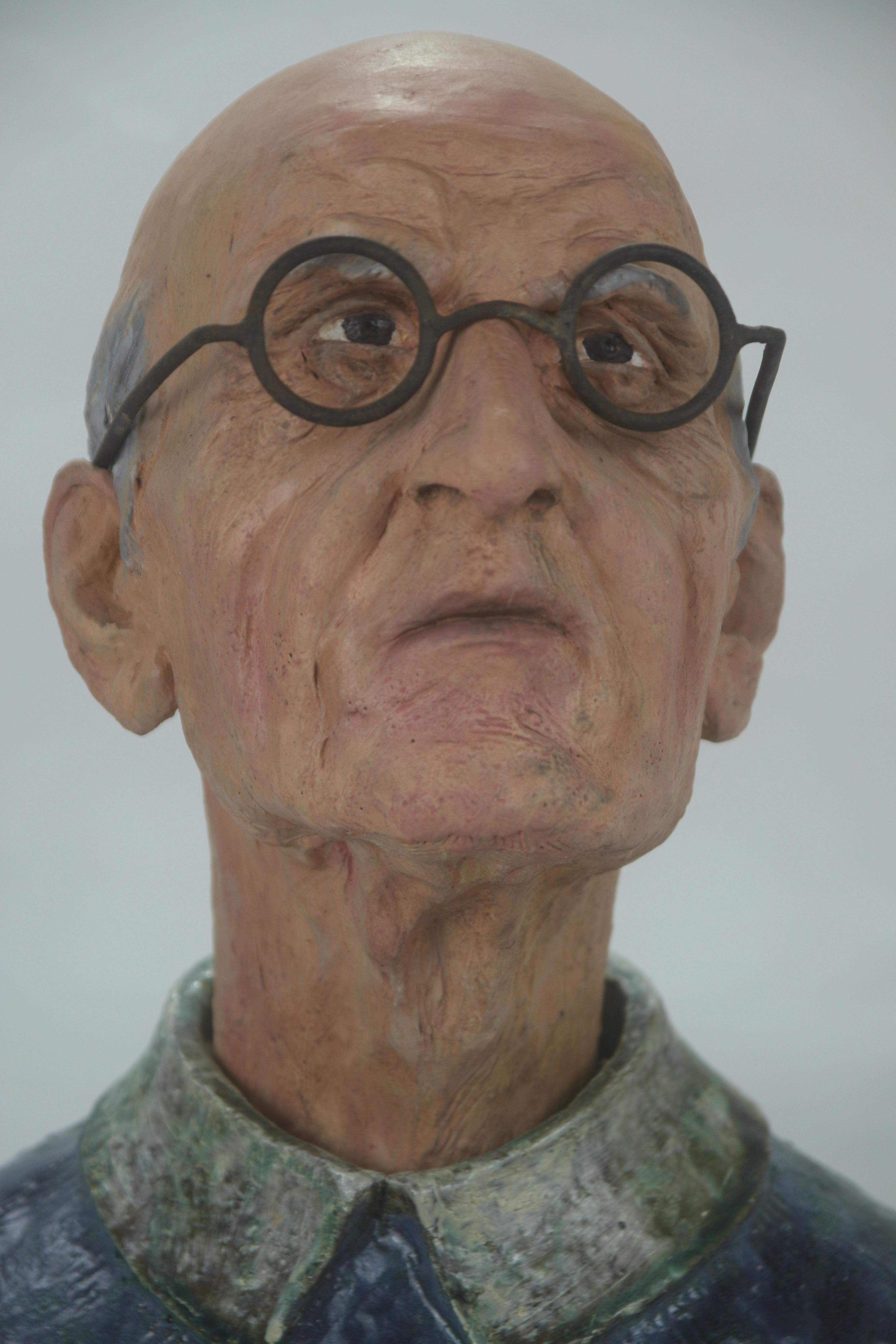 Expressive High Fire Glazed Ceramic Painted Old Man Bust and Forged Iron Glasses - Sculpture by Óscar Aldonza Torres
