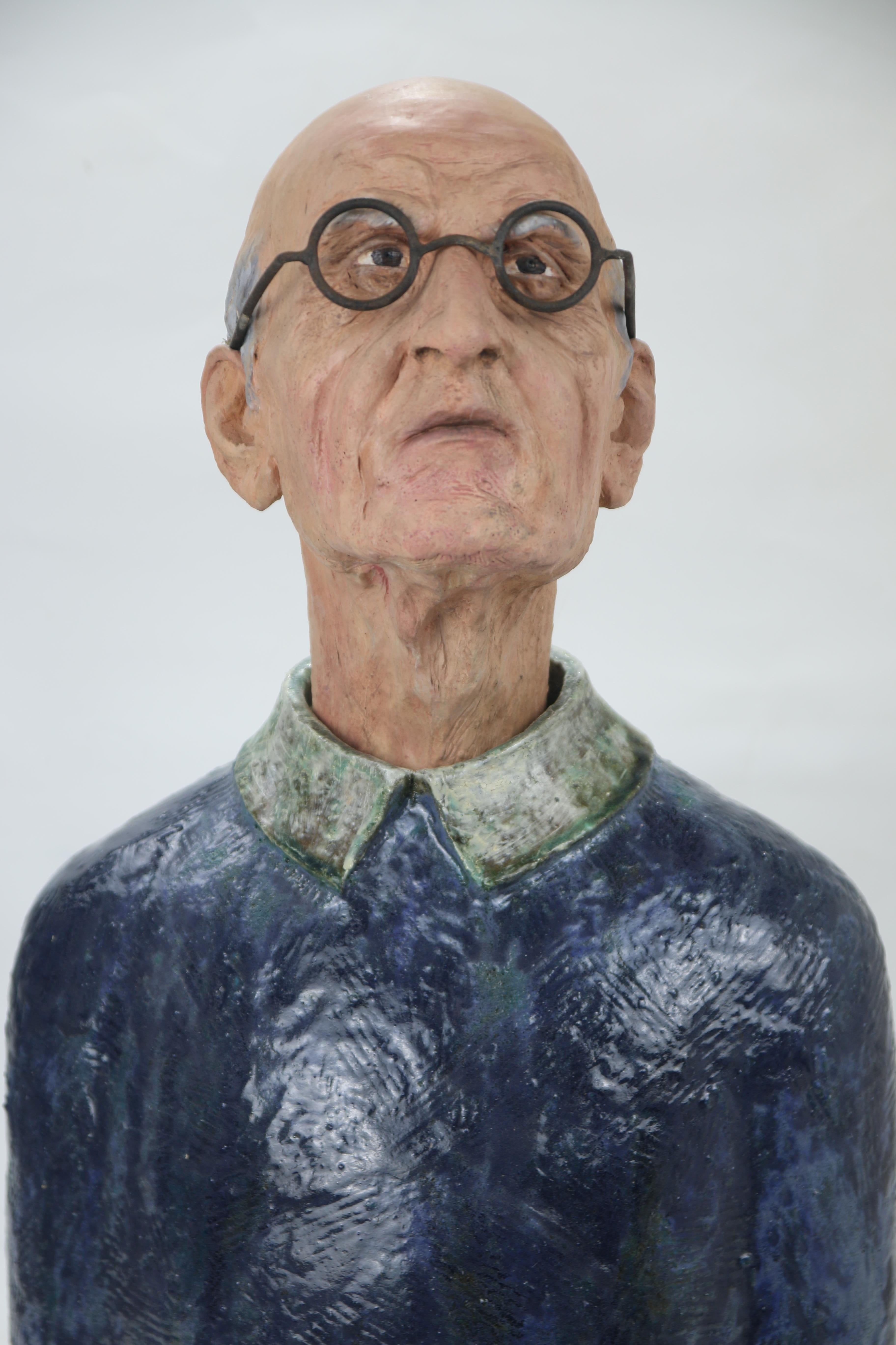 Expressive High Fire Glazed Ceramic Painted Old Man Bust and Forged Iron Glasses - Gray Figurative Sculpture by Óscar Aldonza Torres