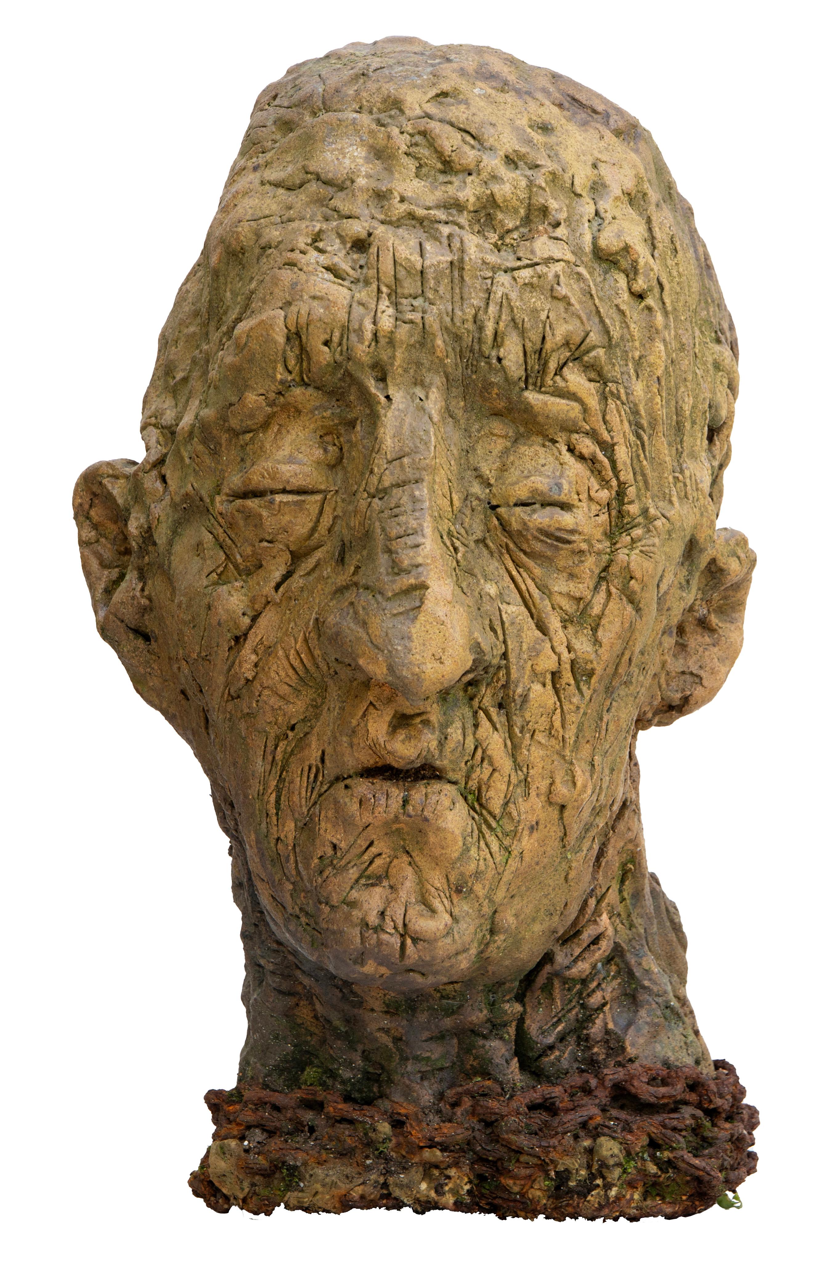 Figurative Sculpture di Óscar Aldonza Torres - Scultura di testa in ceramica con base in ferro ossidato. Testa n 13