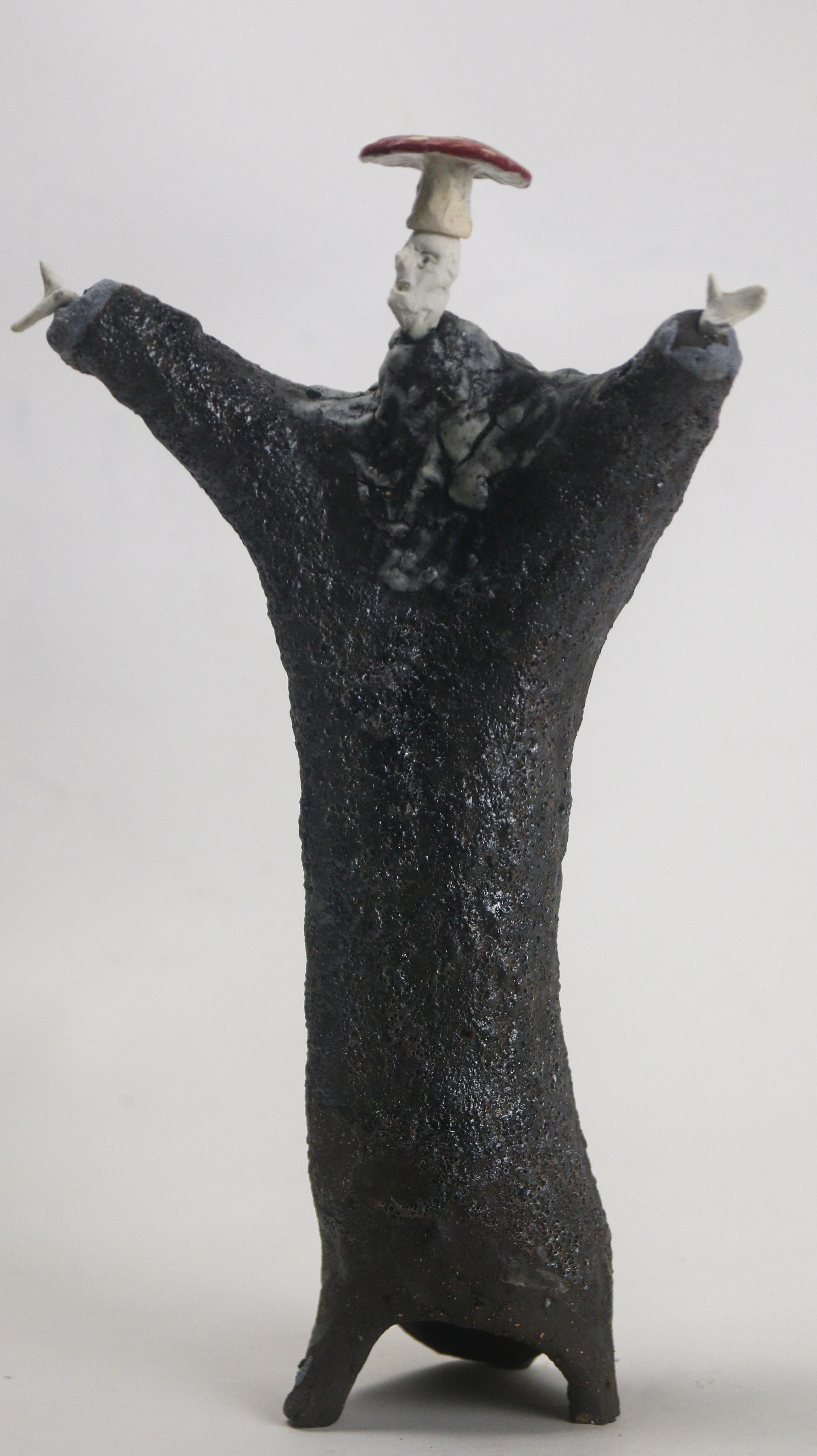 Sculpture figurative en céramique avec glaçure Shino et tête en porcelaine avec amanite en vente 8