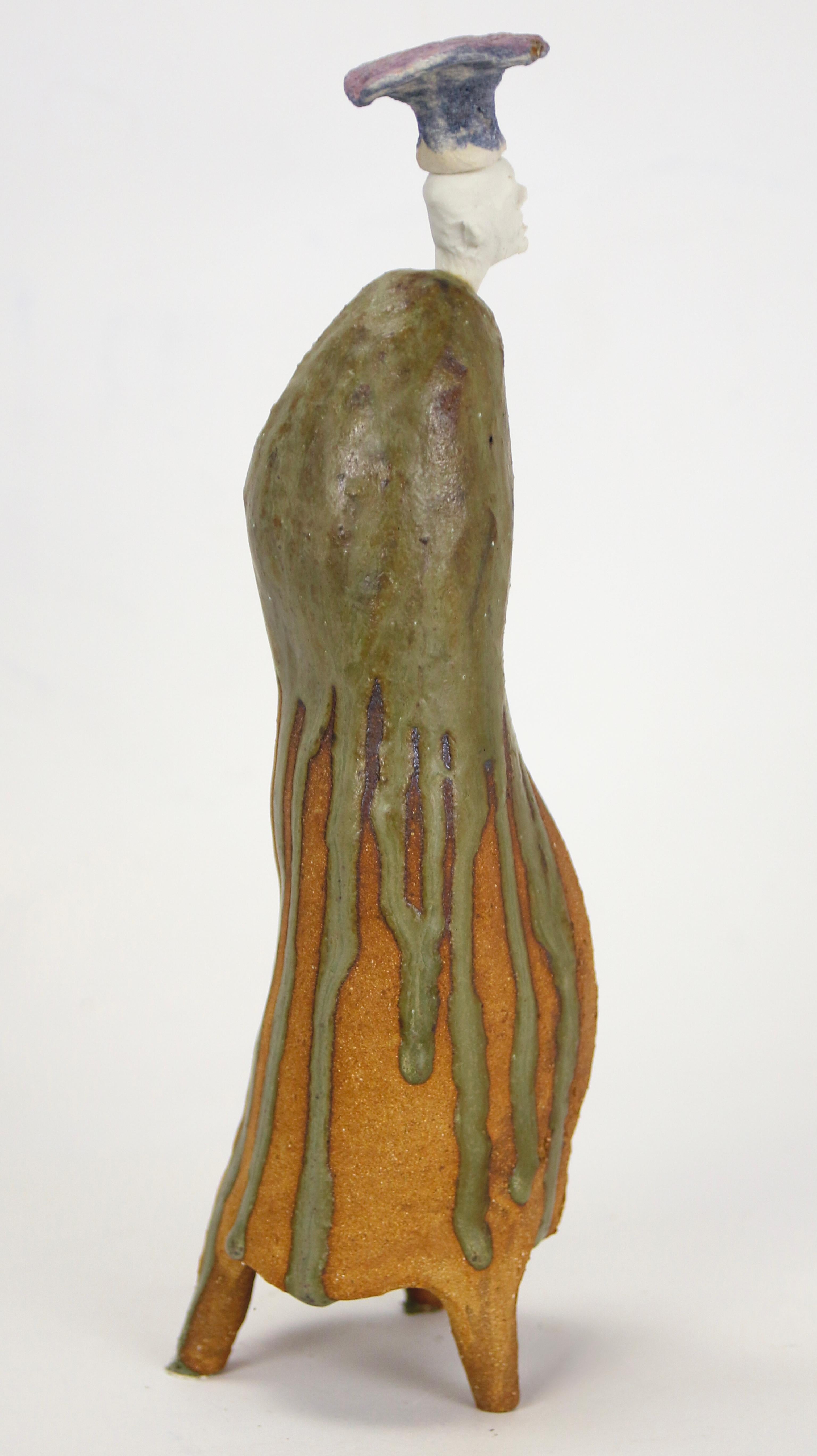 Scultura figurativa in ceramica con smalto Wood-Ash e testa di porcellana con Rusola in vendita 1