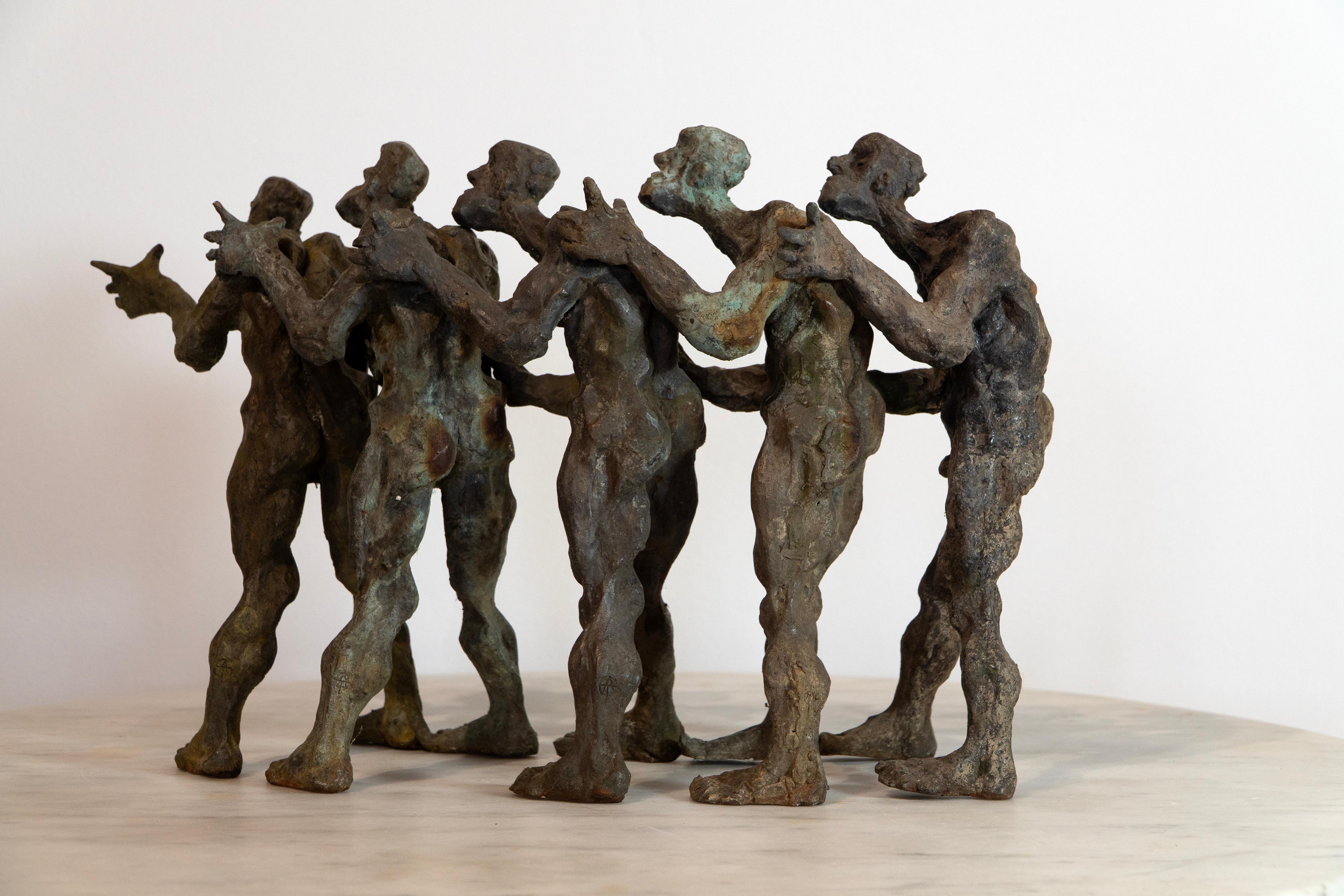 Ensemble de cinq vagabonds terriens. Bronze à cire perdue coulé par l'artiste, expressionniste en vente 5