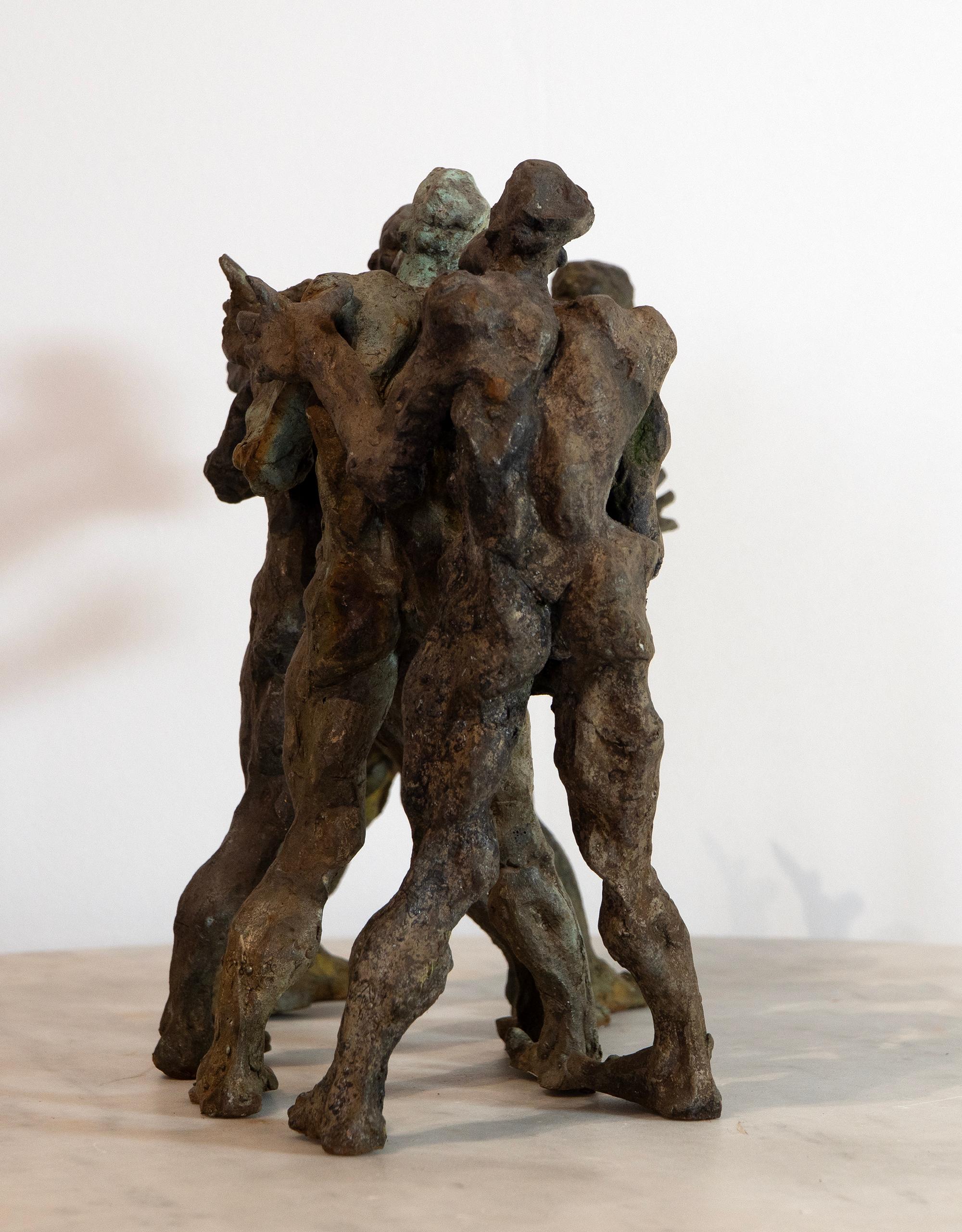Ensemble de cinq vagabonds terriens. Bronze à cire perdue coulé par l'artiste, expressionniste en vente 3