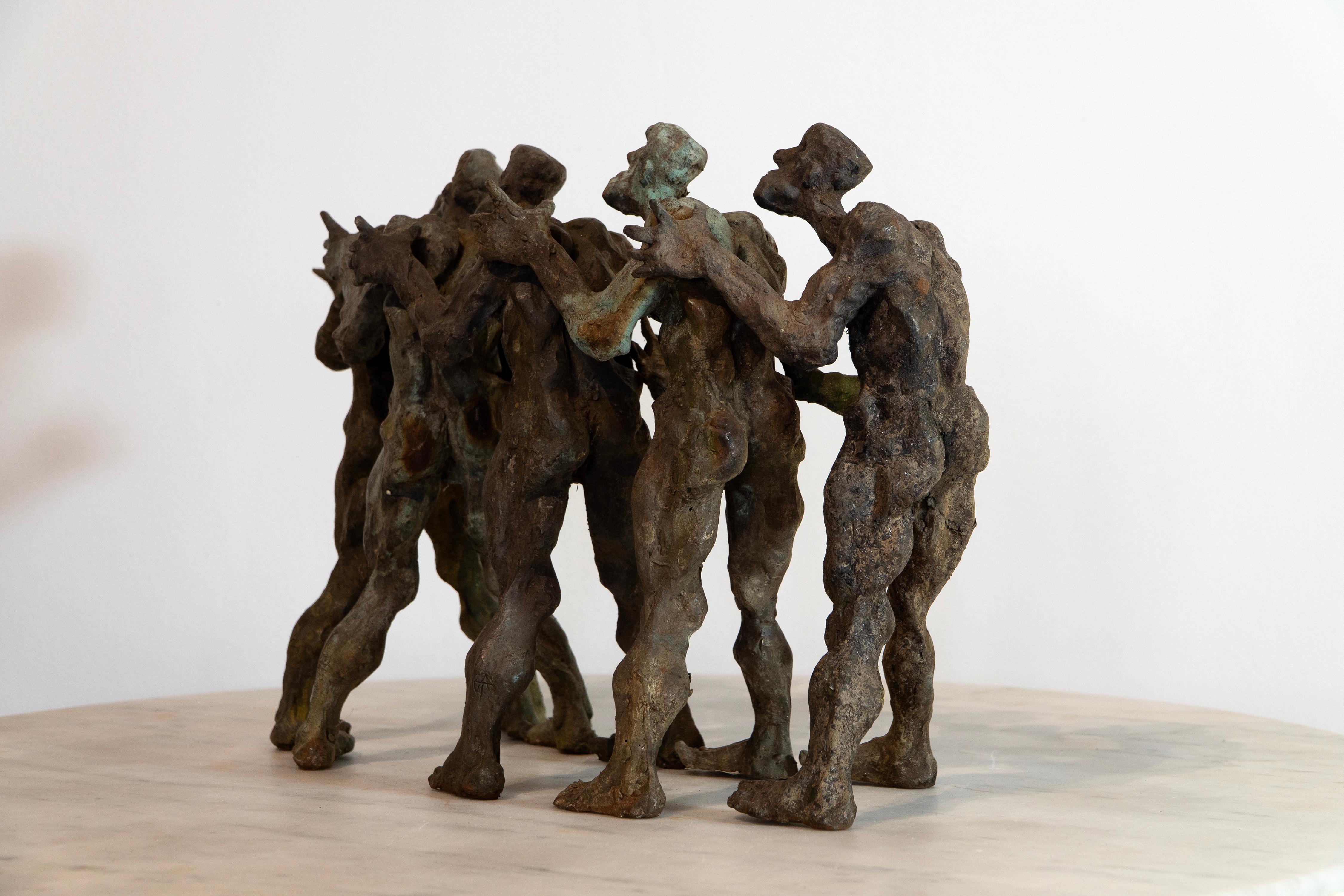 Ensemble de cinq vagabonds terriens. Bronze à cire perdue coulé par l'artiste, expressionniste en vente 4