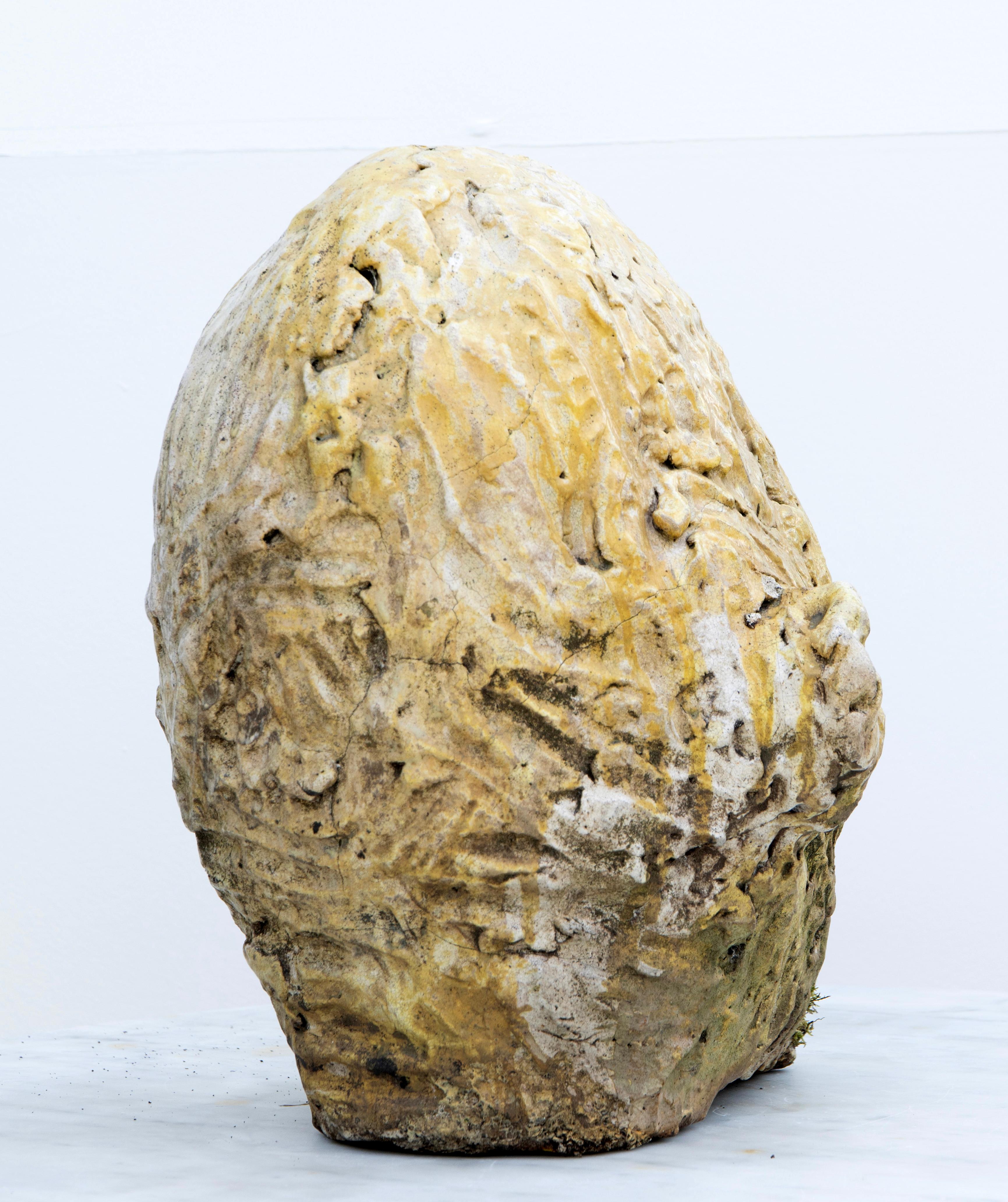 Testa Nº 8 Expresionist Ceramic Head in White Stoneware with Bismuth Raku Glaze For Sale 2